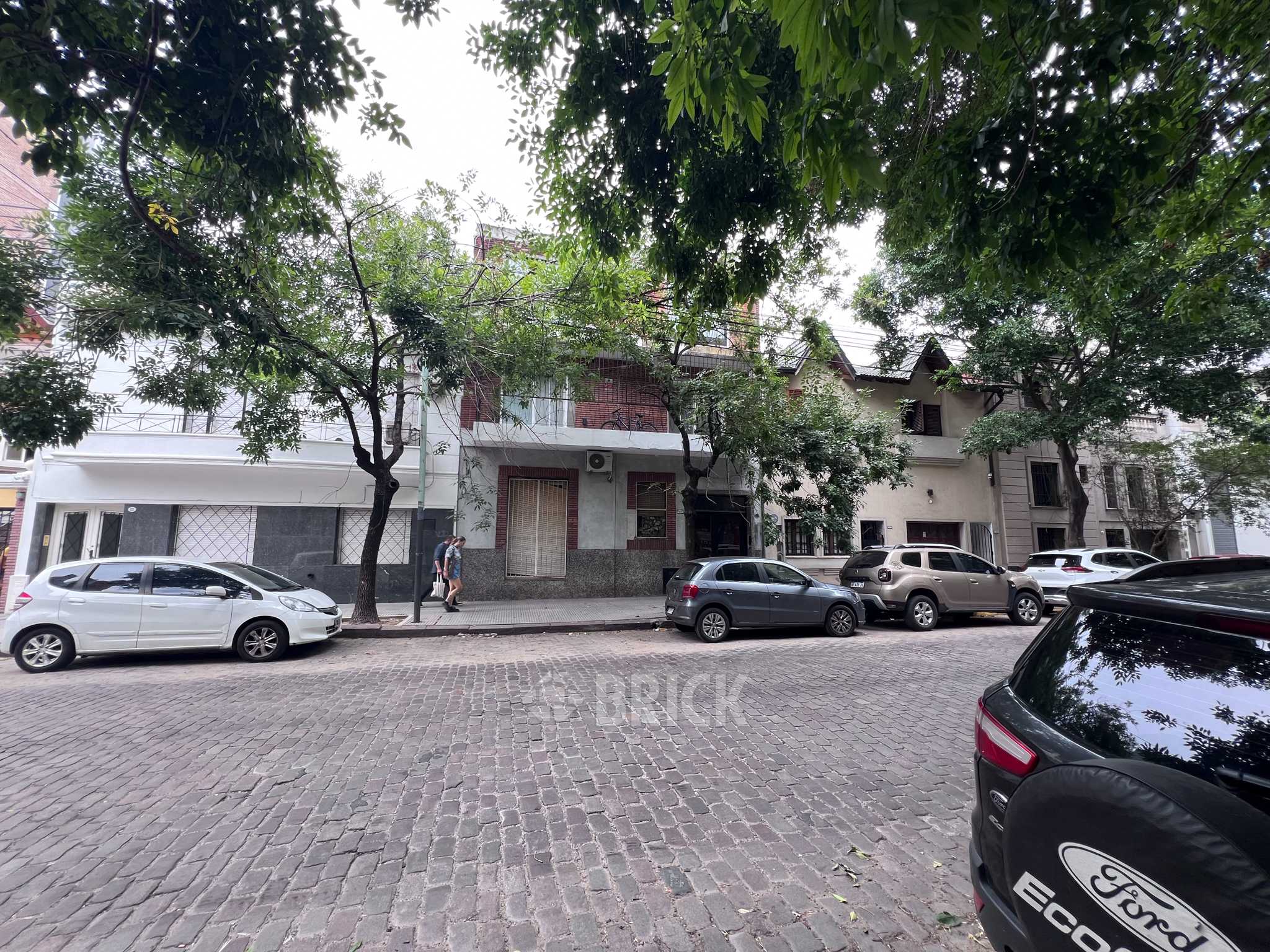 BEAUCHEF al 800 Piso PB 15