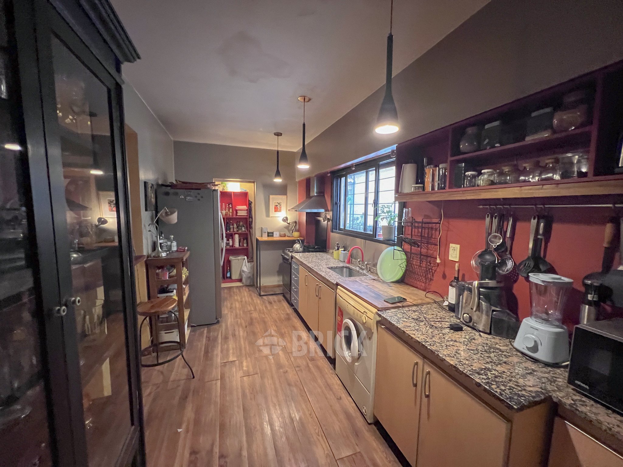 BEAUCHEF al 800 Piso PB 4