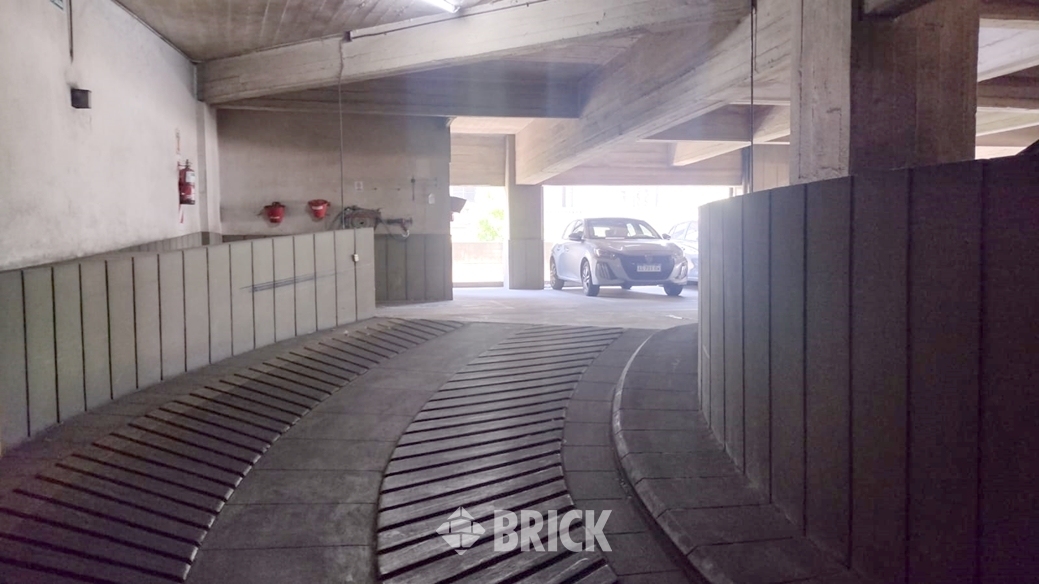 LAS HERAS, AV. al 2500 Piso 3 Nº 40 3