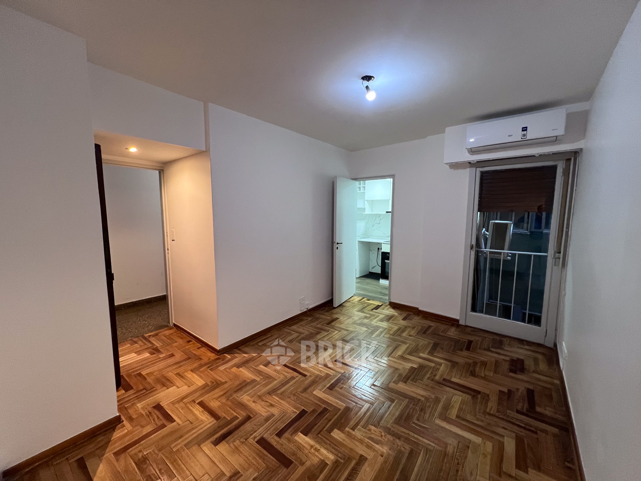 PRINGLES al 400 Piso 3 1