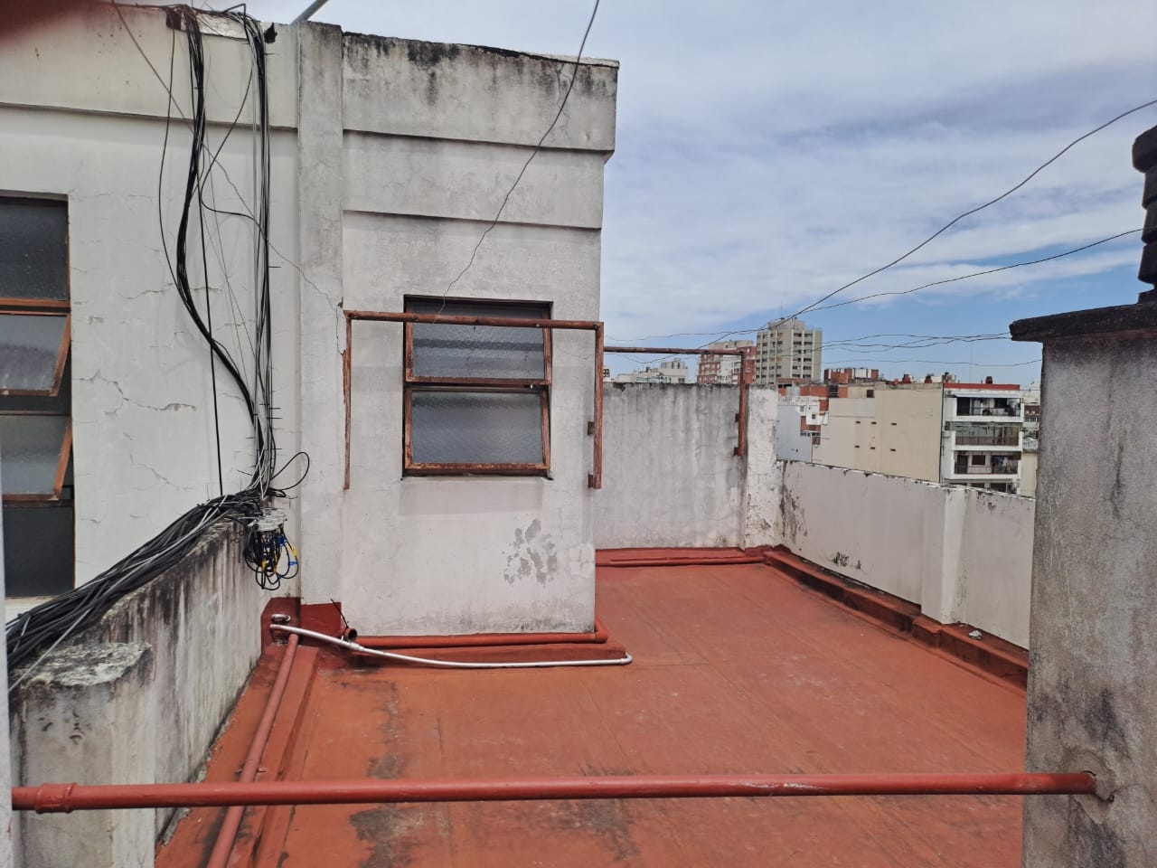 SALGUERO, JERONIMO al 300 Piso 5 10