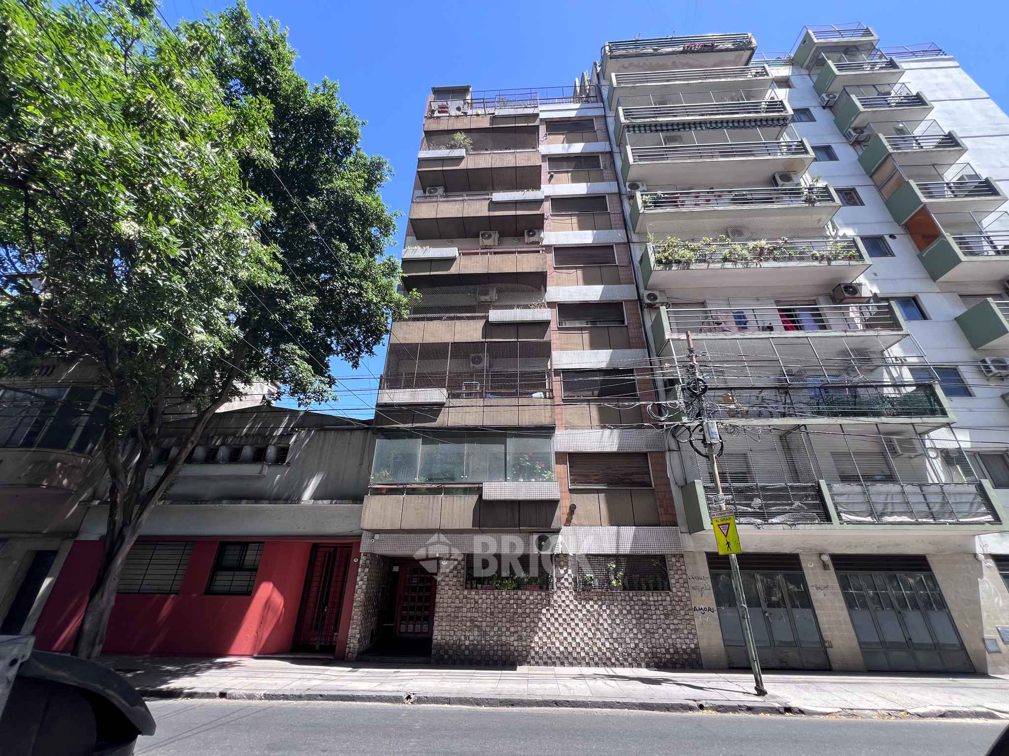 SALGUERO, JERONIMO al 300 Piso 5 13