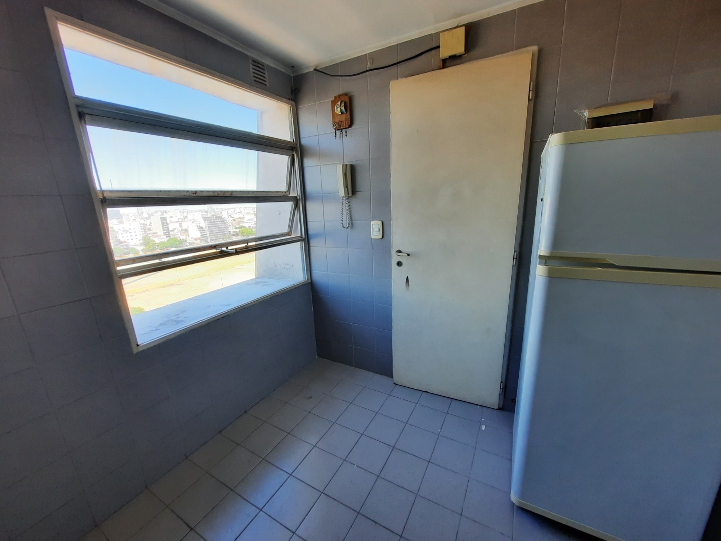 GARAY, JUAN DE, AV. al 2200 Piso 14 19