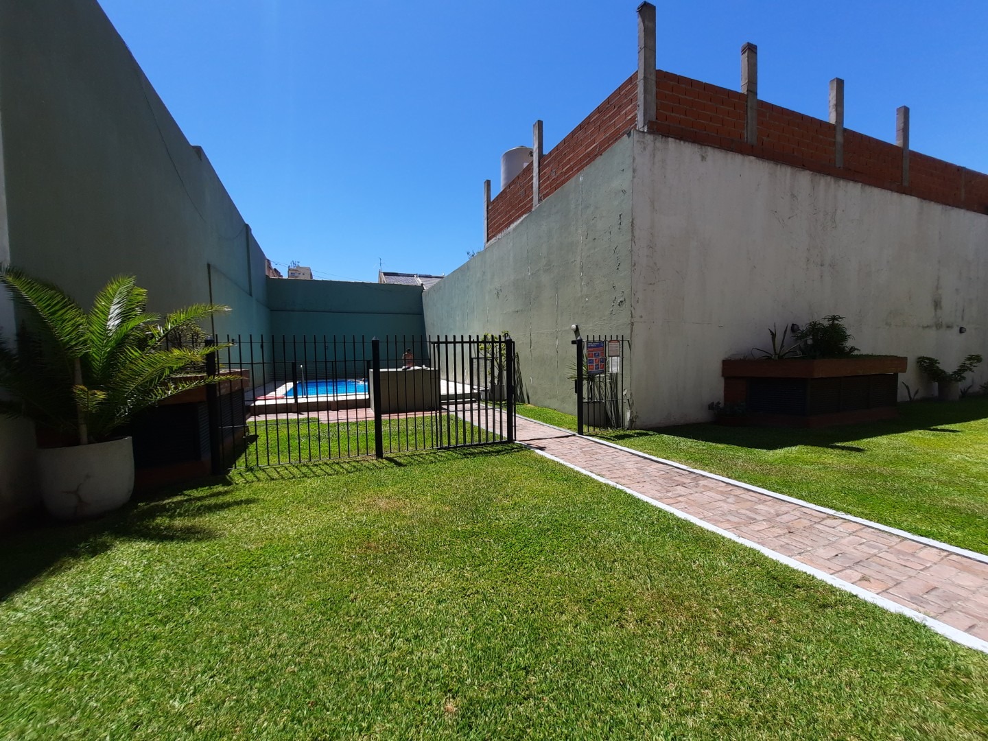 GARAY, JUAN DE, AV. al 2200 Piso 14 21