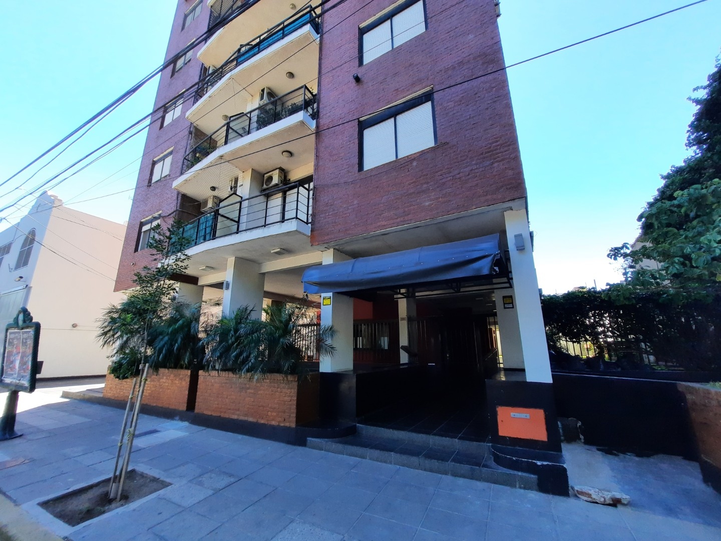 GARAY, JUAN DE, AV. al 2200 Piso 14 31