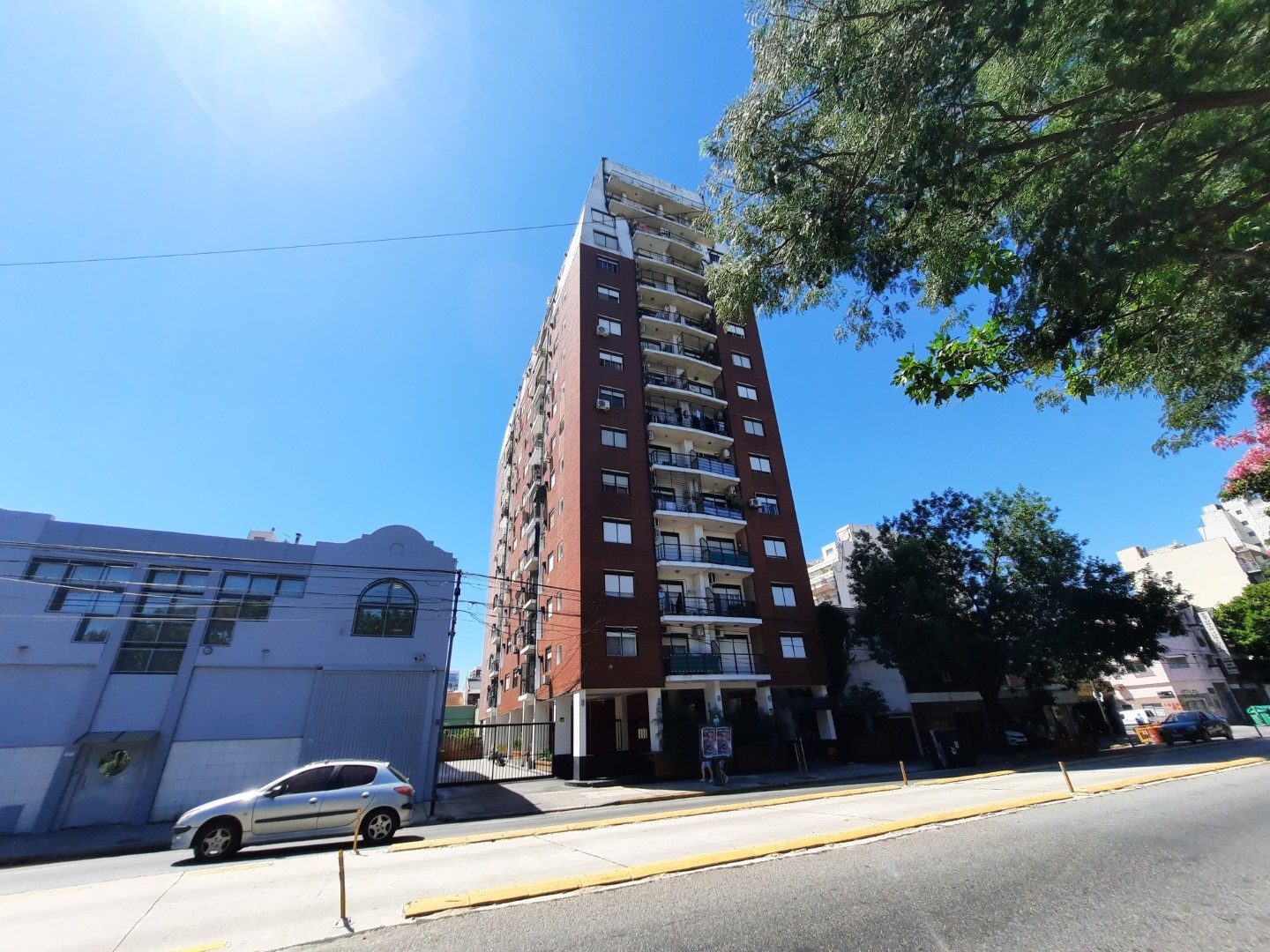 GARAY, JUAN DE, AV. al 2200 Piso 14 33