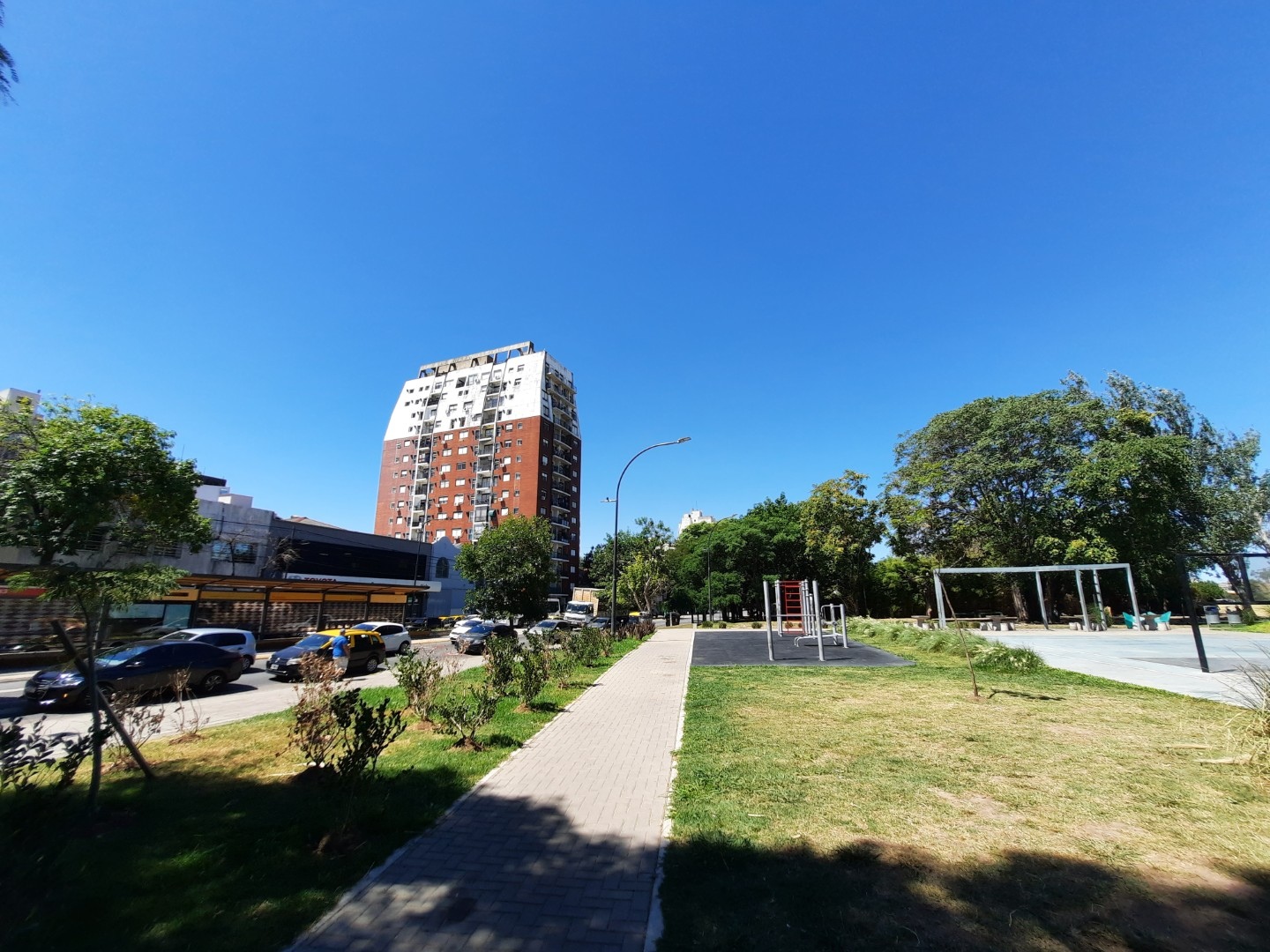 GARAY, JUAN DE, AV. al 2200 Piso 14 35