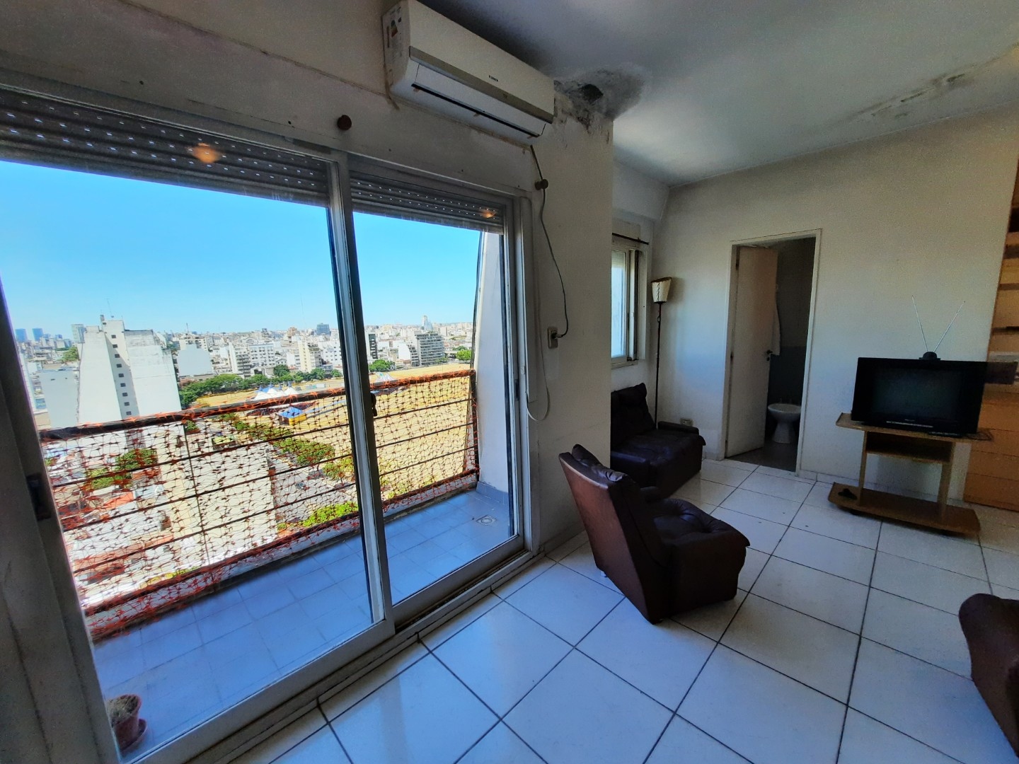 GARAY, JUAN DE, AV. al 2200 Piso 14 6