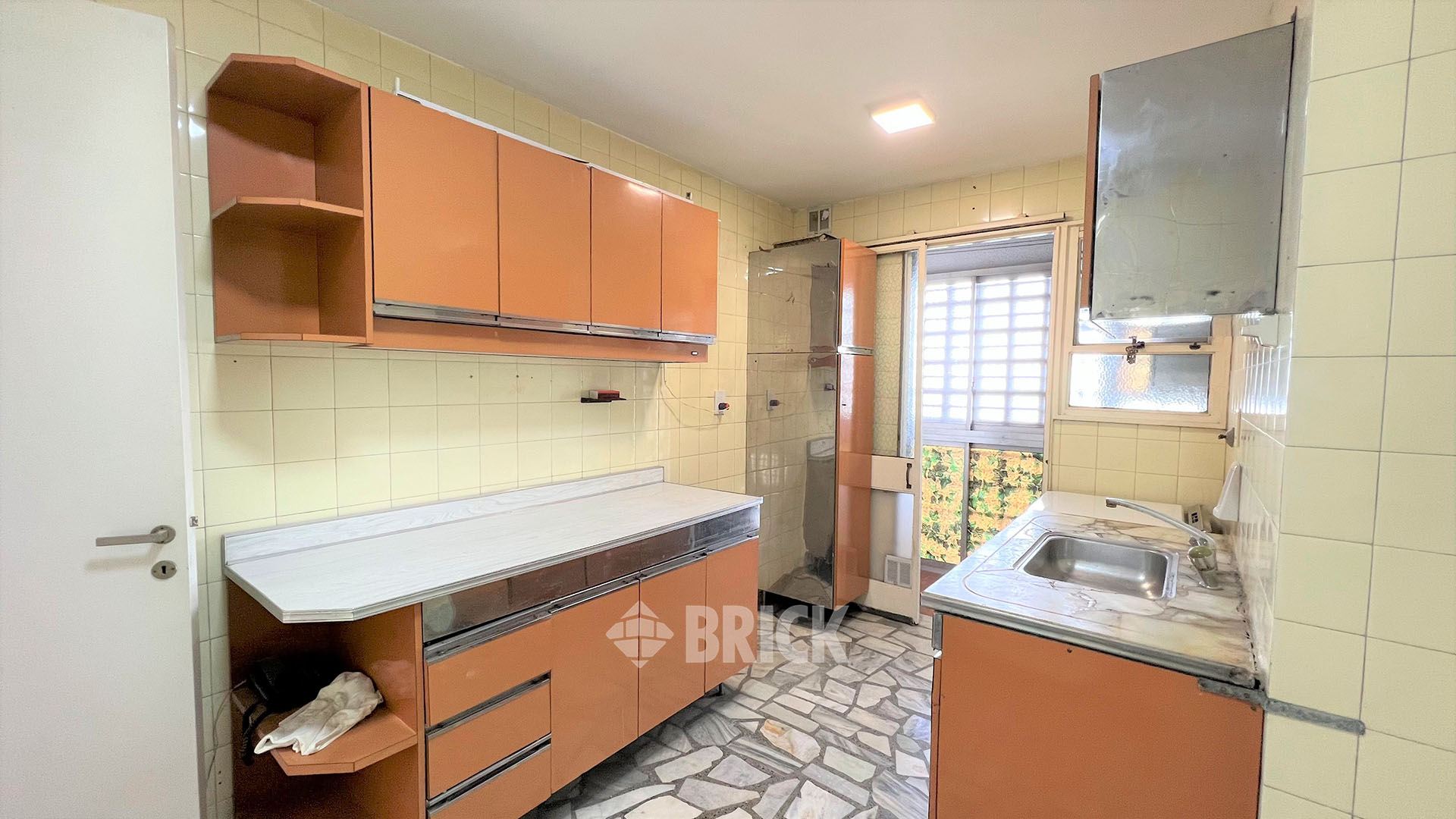 SEGUI, FCO. JOSE al 400 Piso 13 10