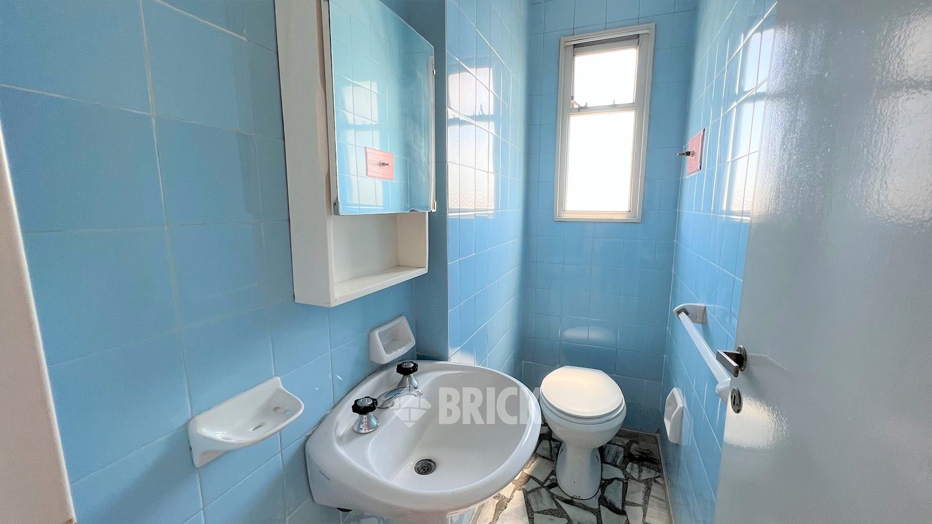 SEGUI, FCO. JOSE al 400 Piso 13 12