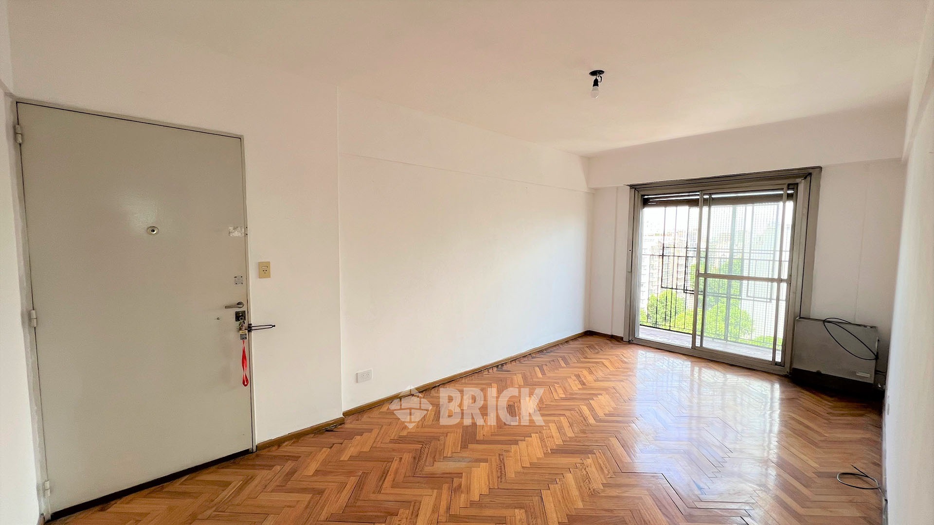 SEGUI, FCO. JOSE al 400 Piso 13 3