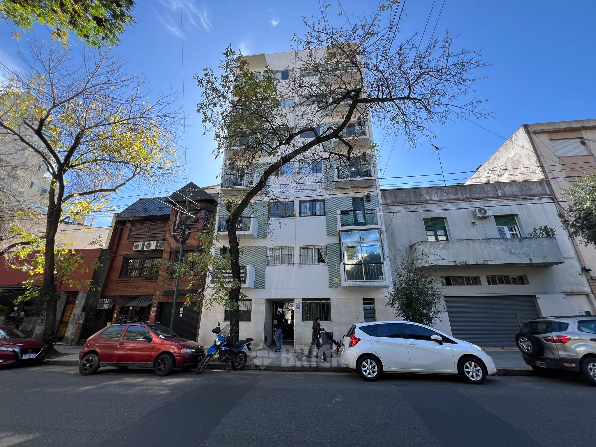 CONDE al 1400 Piso PB 13