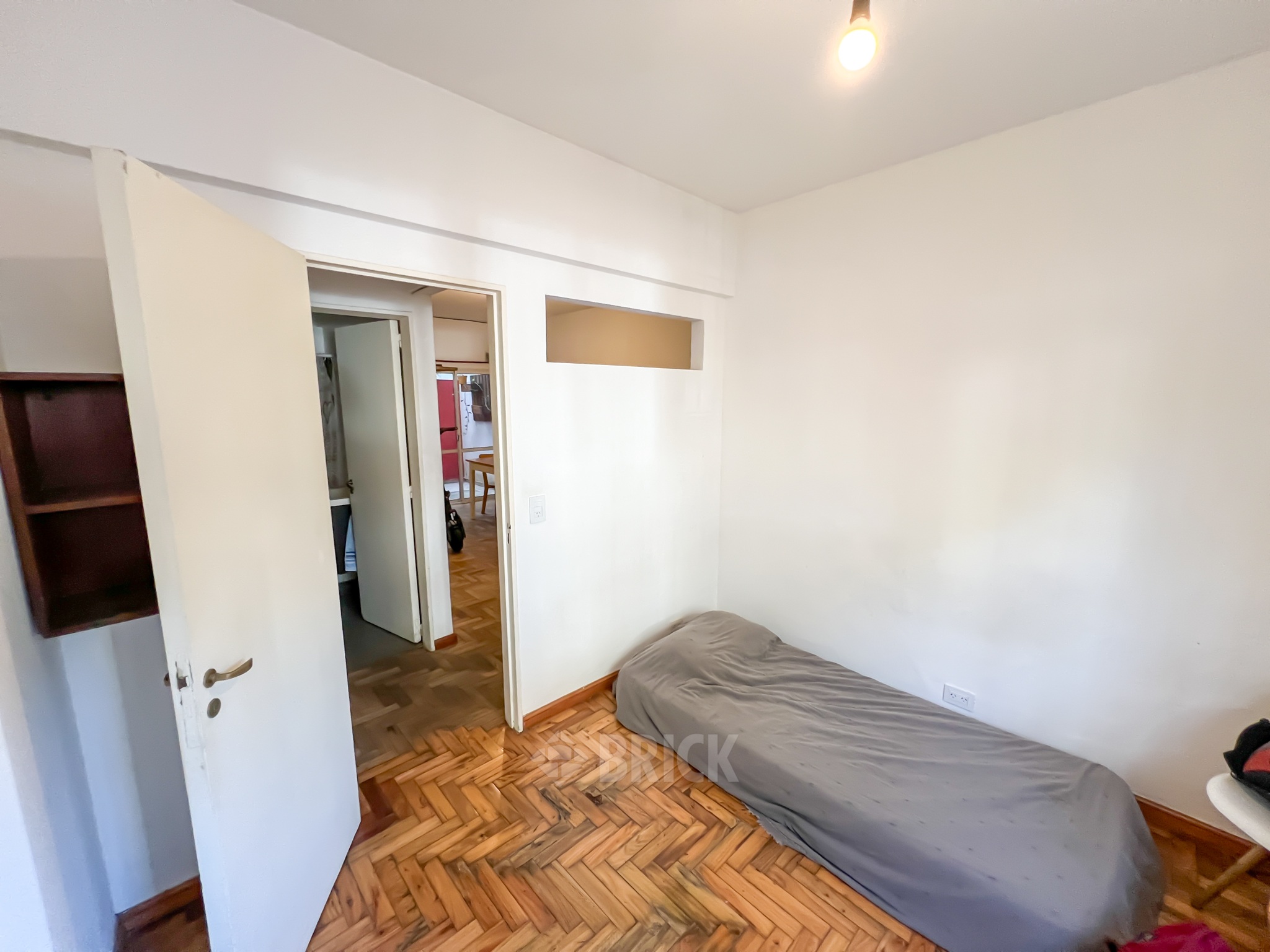 CONDE al 1400 Piso PB 10