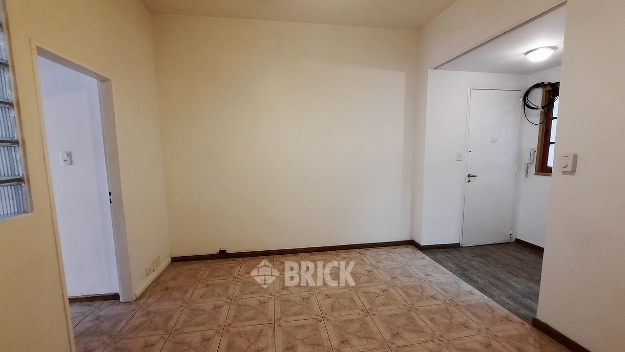 SARMIENTO al 2200 Piso 4 14