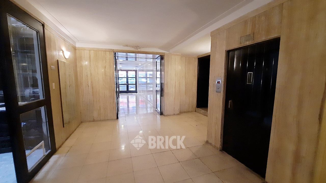 SARMIENTO al 2200 Piso 4 20