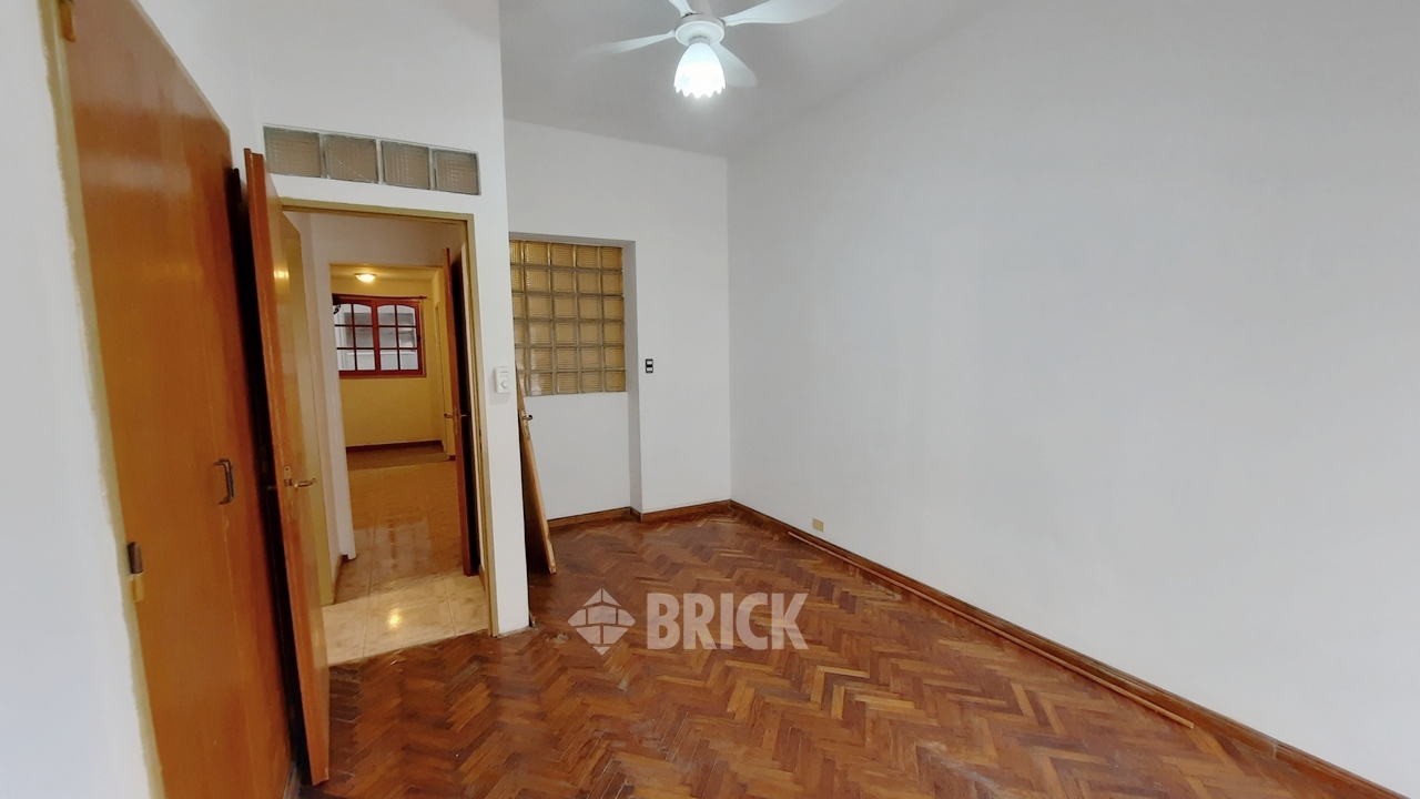 SARMIENTO al 2200 Piso 4 4