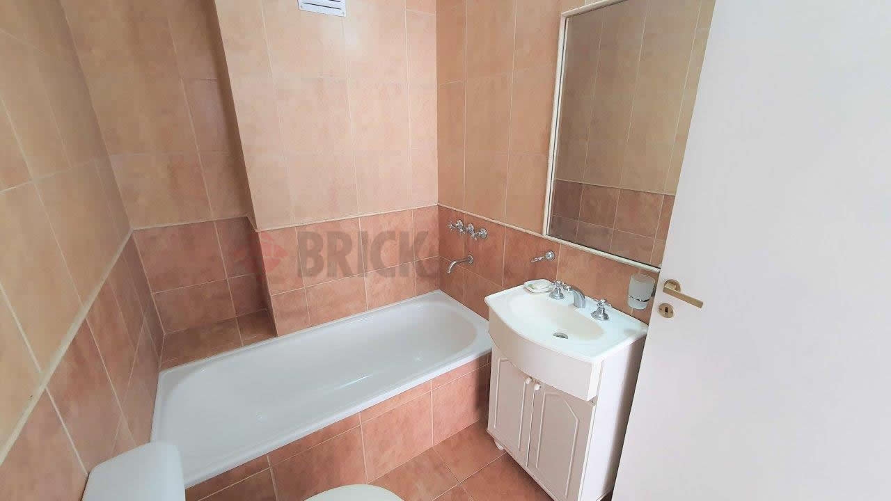 MORENO al 2200 Piso 5 9