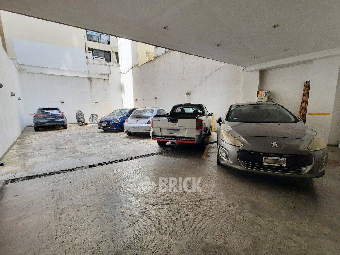 AGUERO al 2300 Piso 6 27