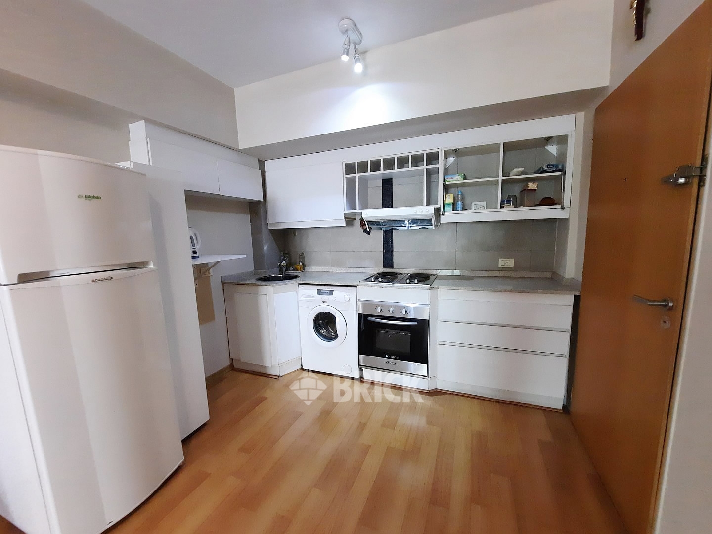 AGUERO al 2300 Piso 6 7