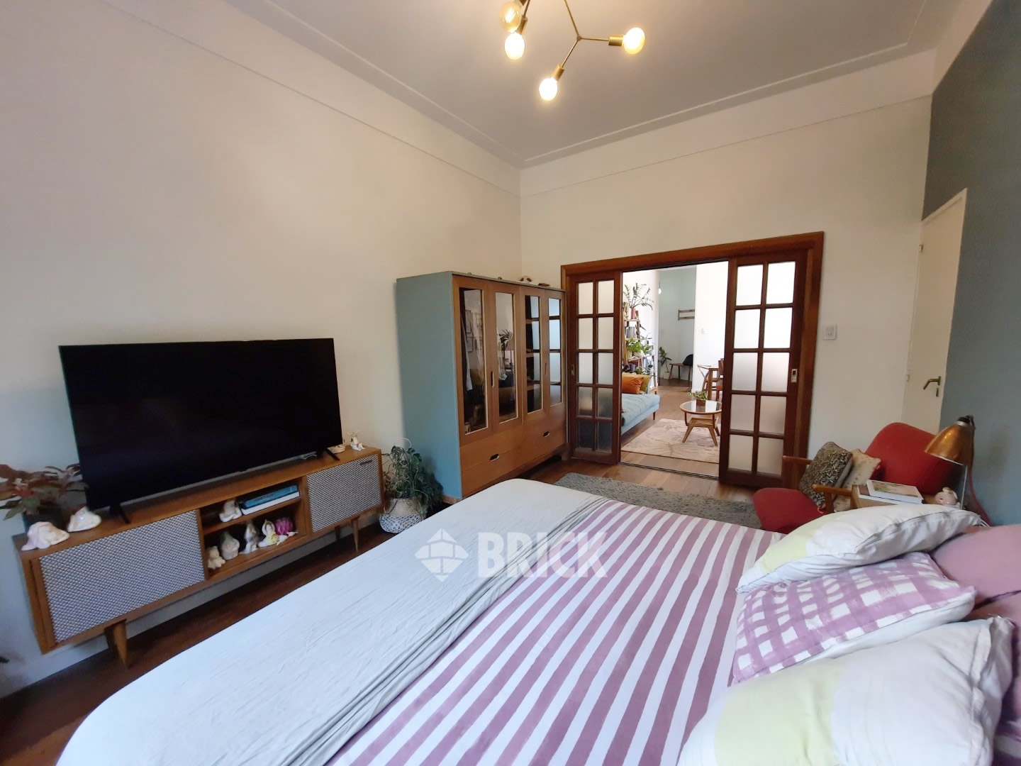 RIVADAVIA, AV. al 6200 Piso 2 10