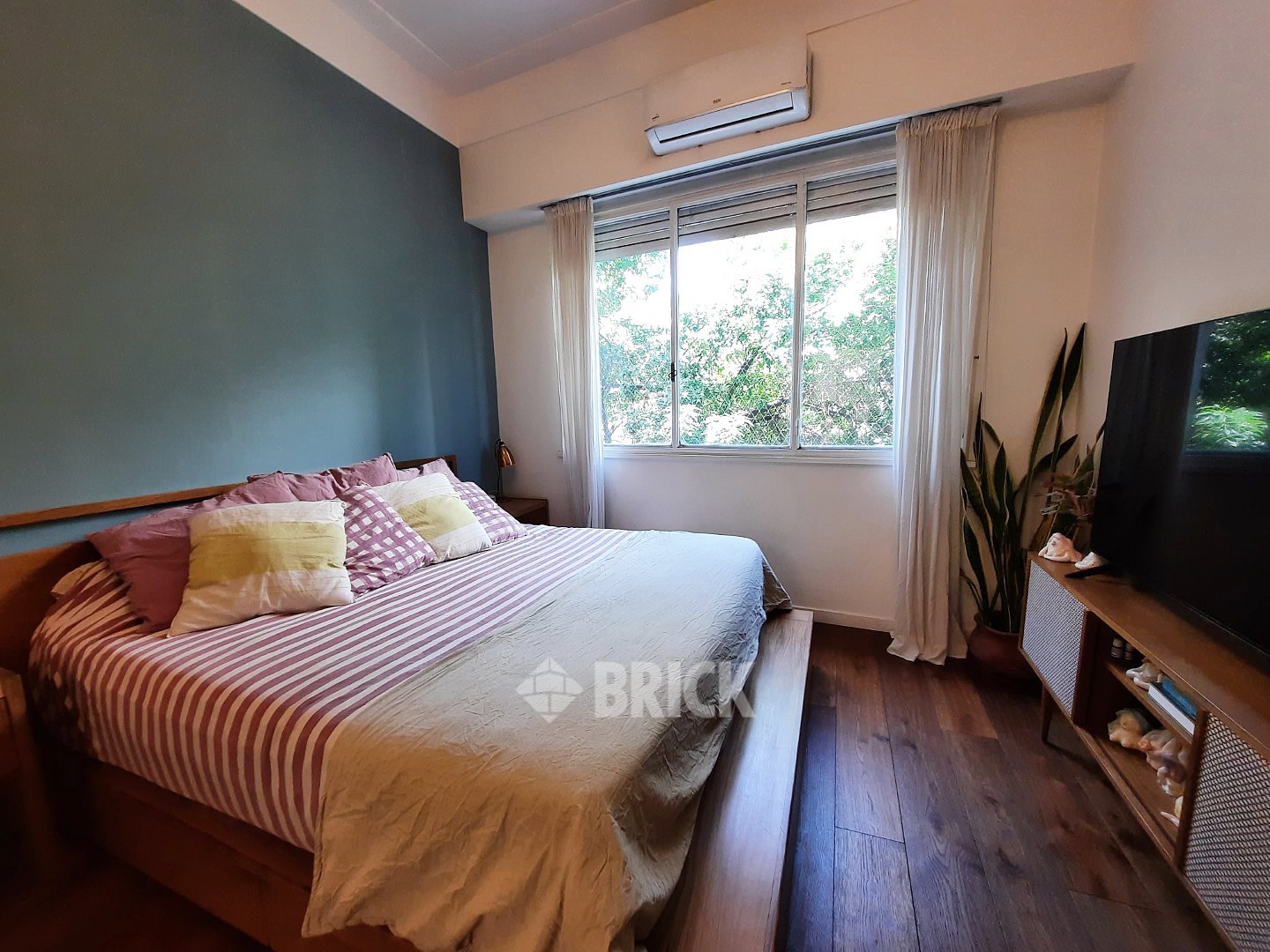 RIVADAVIA, AV. al 6200 Piso 2 9