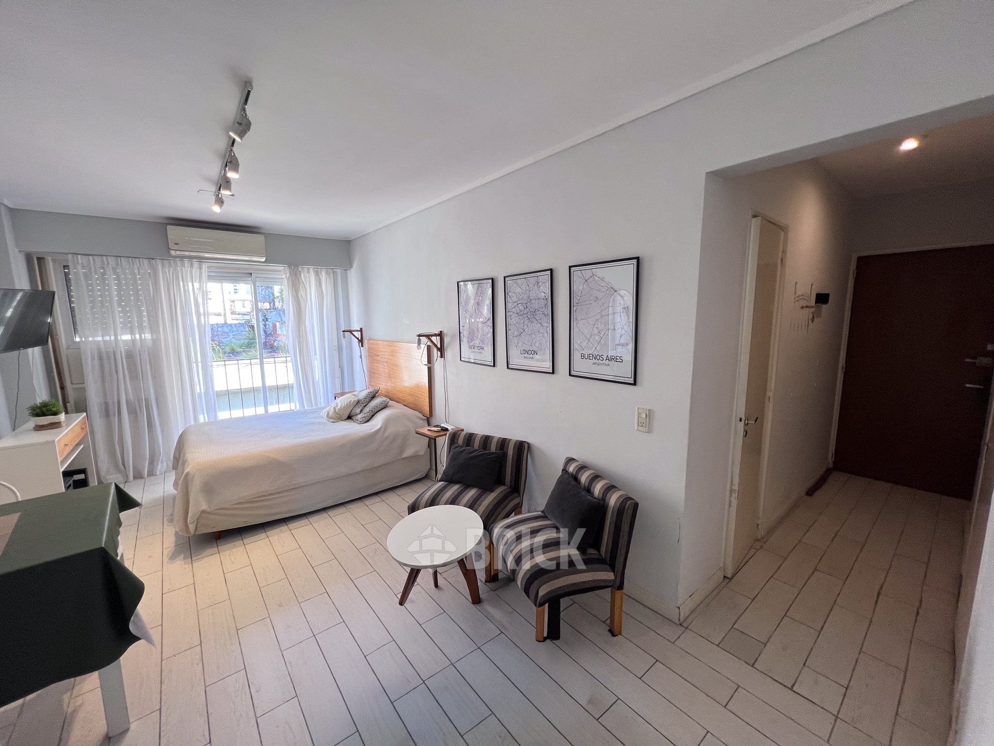 VIAMONTE al 900 Piso 5 1