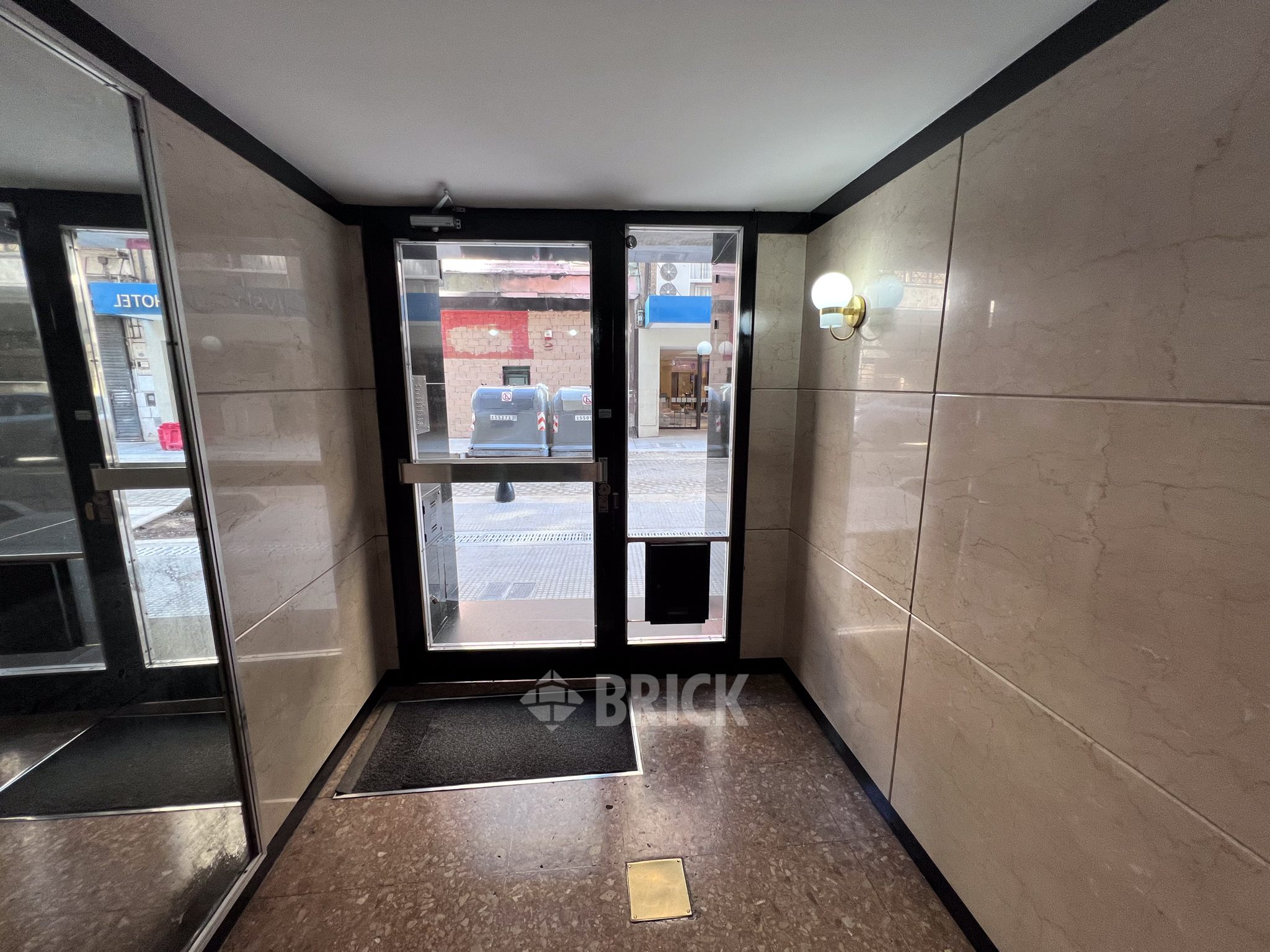 VIAMONTE al 900 Piso 5 10