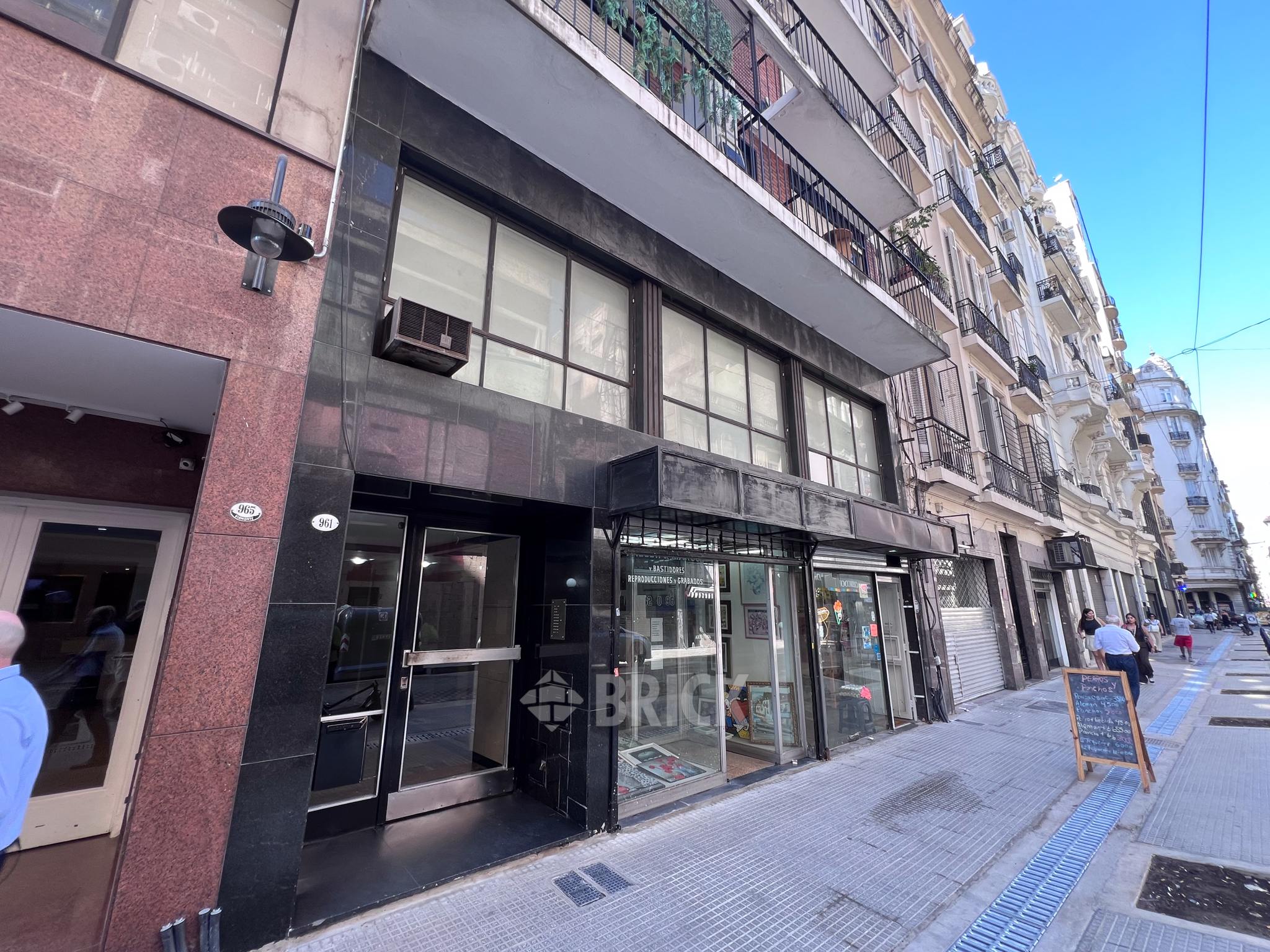 VIAMONTE al 900 Piso 5 11