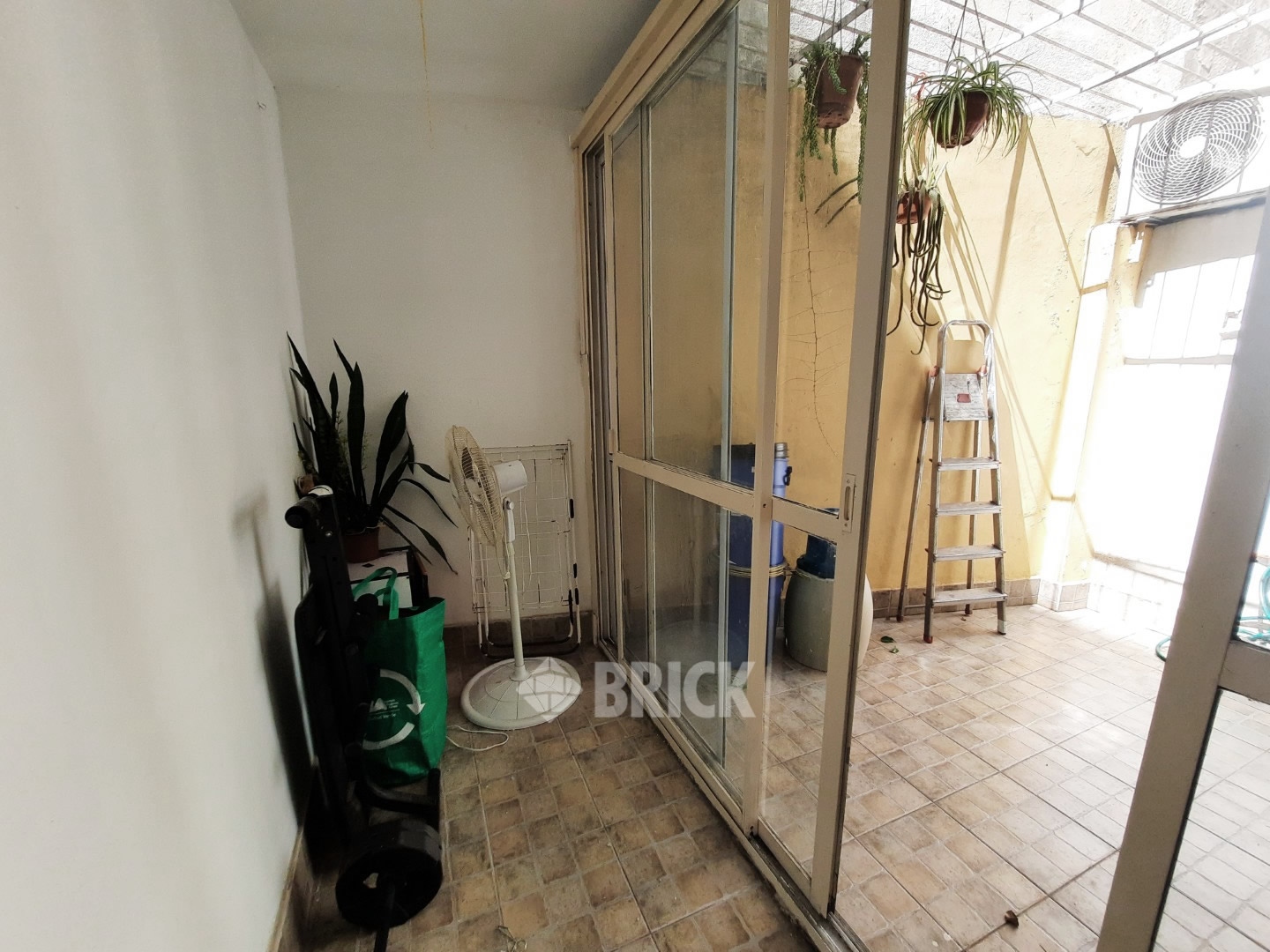 AGUERO al 2200 Piso PB 15