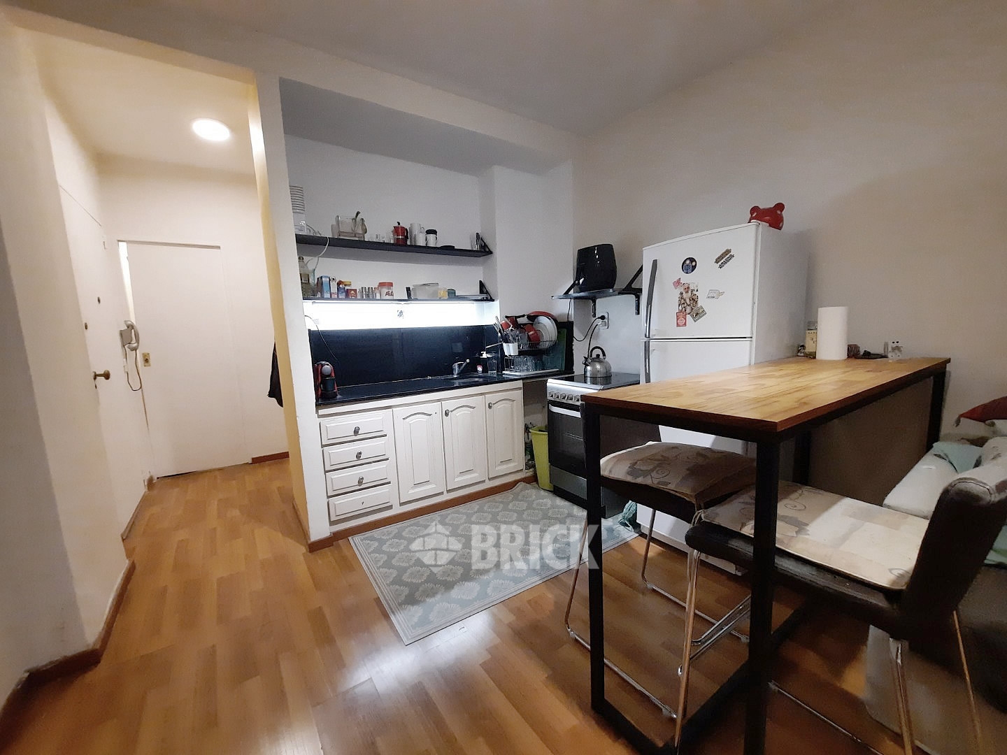 AGUERO al 2200 Piso PB 6