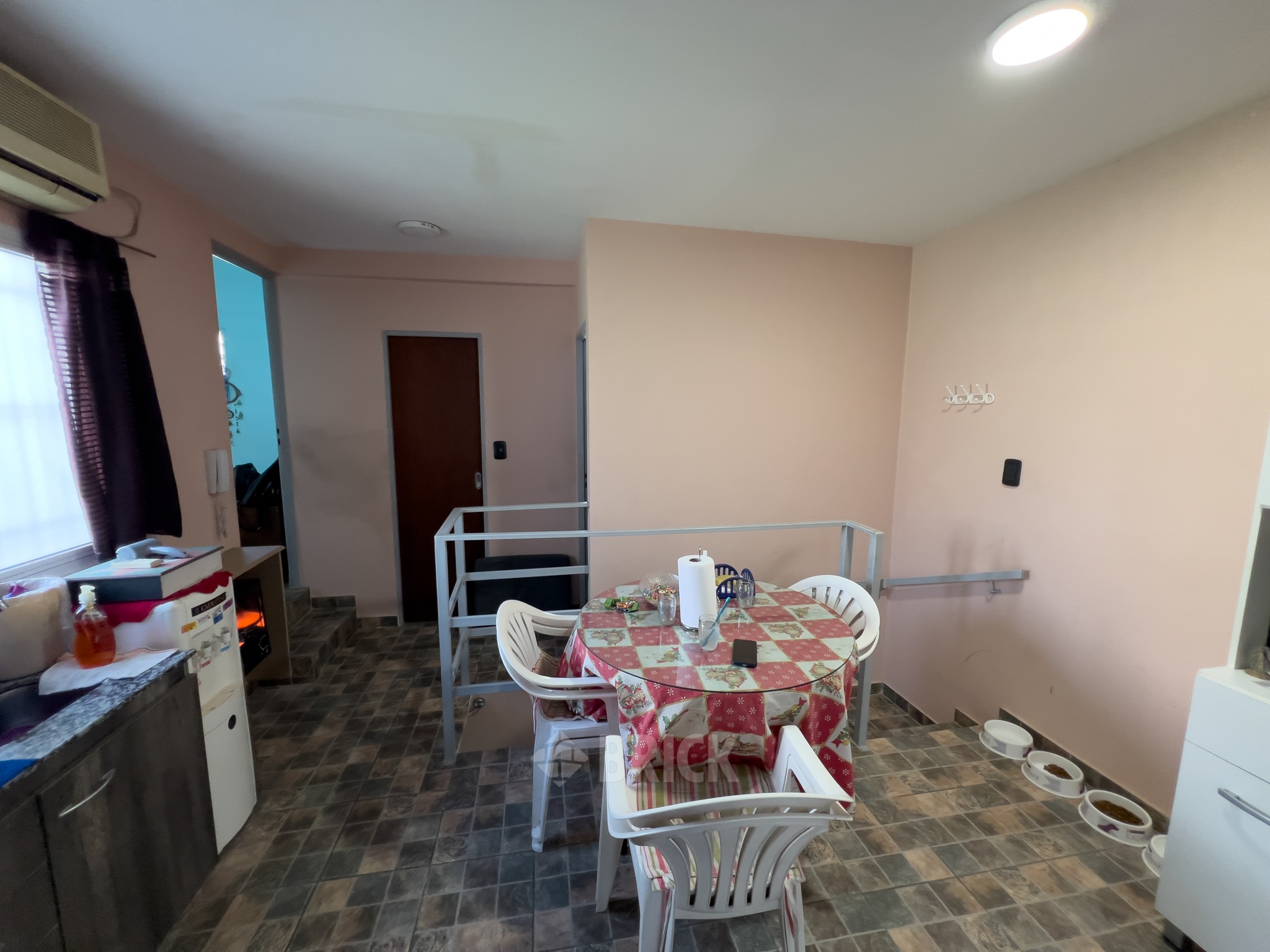 RIVADAVIA, AV. al 3800 Piso 1 15