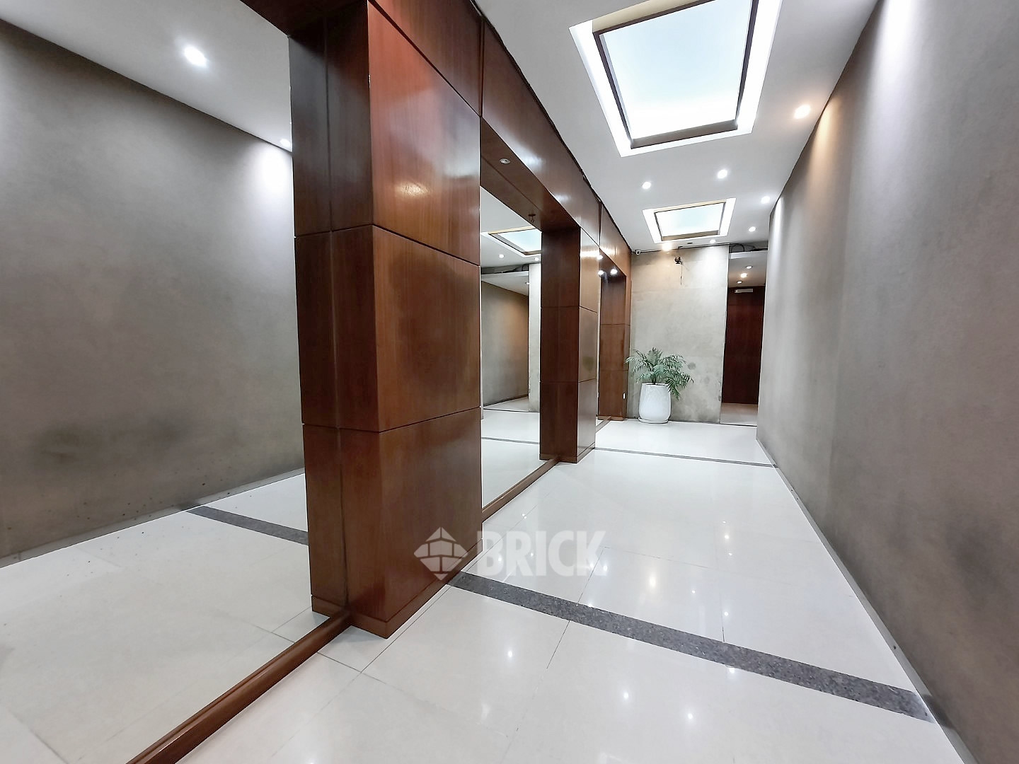 URIBURU, JOSE EVARISTO al 500 Piso 6 21