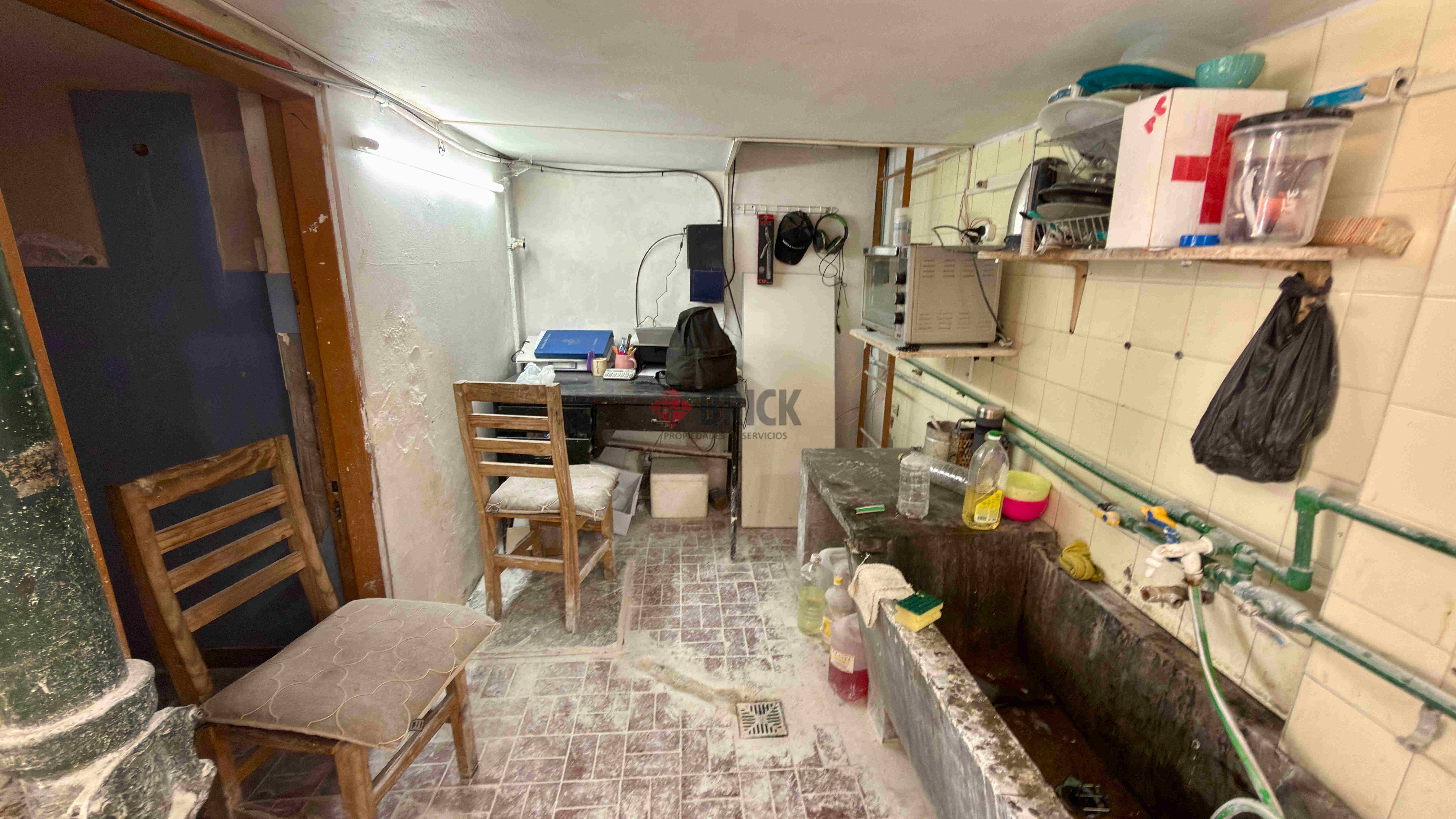 JUAN JOSE PASO al 1200 5