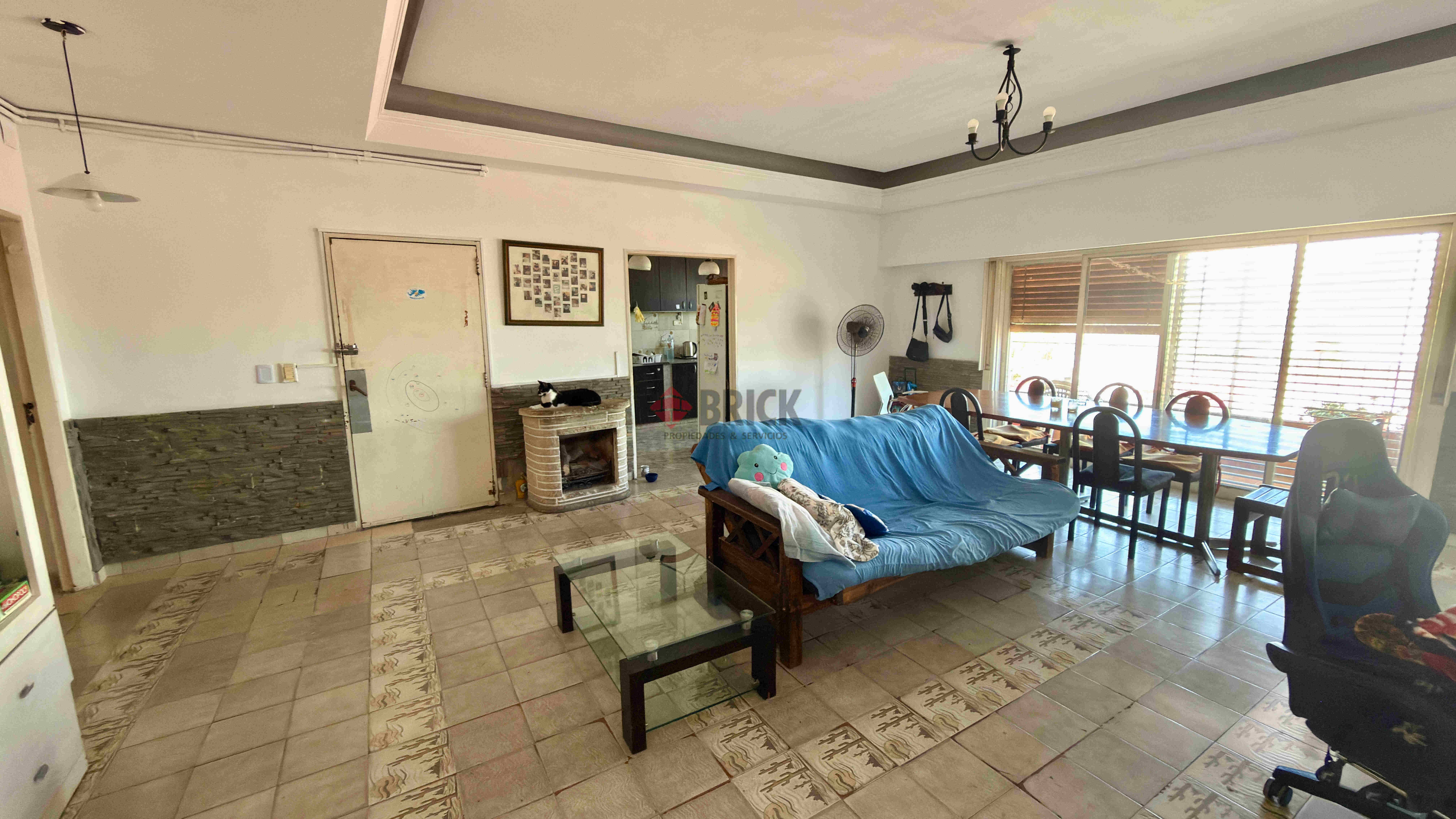 JUAN JOSE PASO al 1200 4