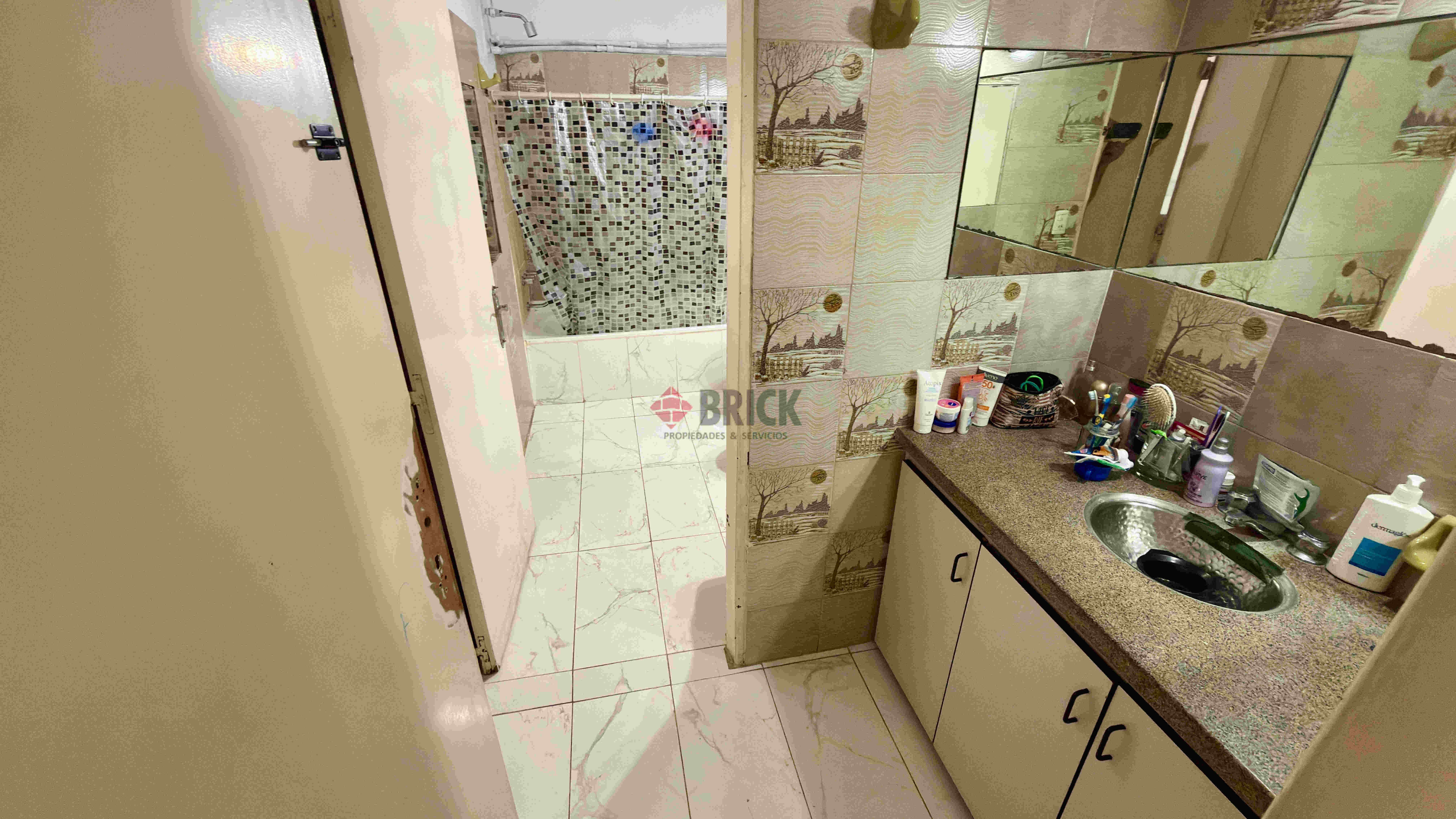 JUAN JOSE PASO al 1200 12