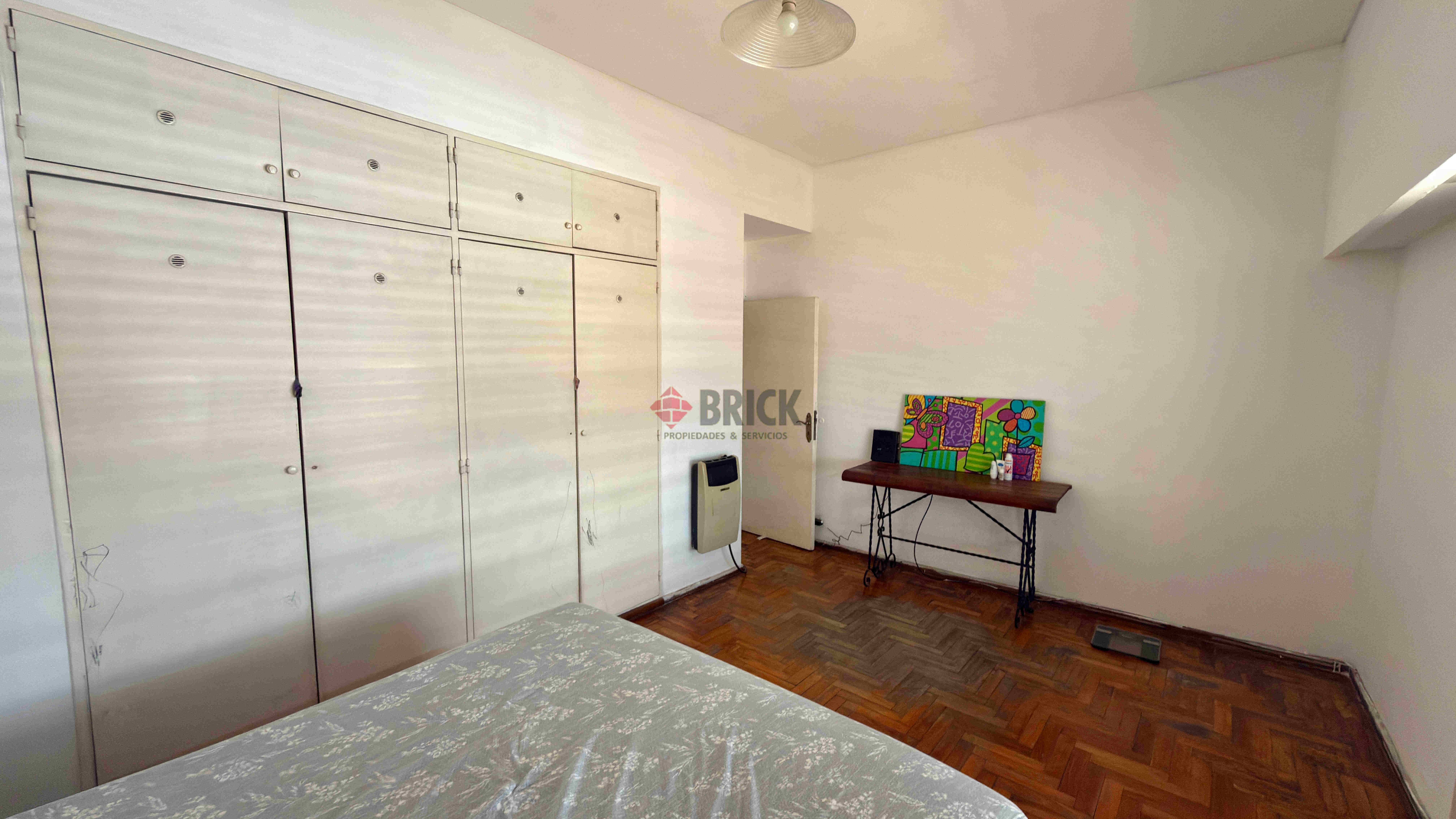 JUAN JOSE PASO al 1200 9