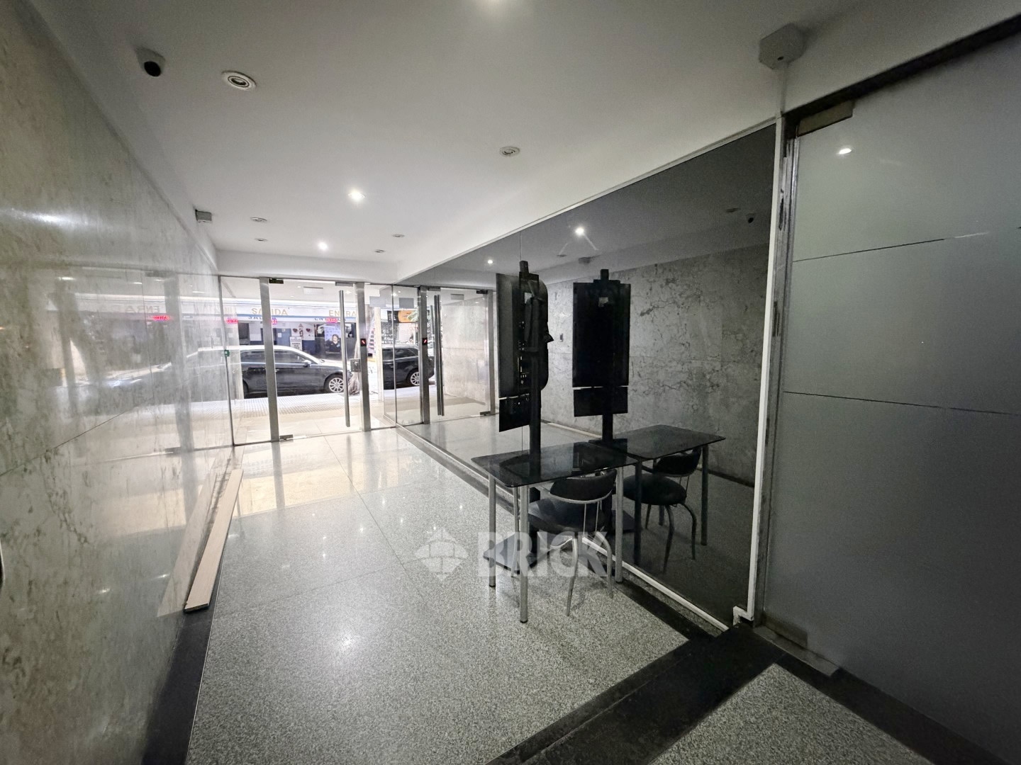 BILLINGHURST al 2300 Piso 5 20