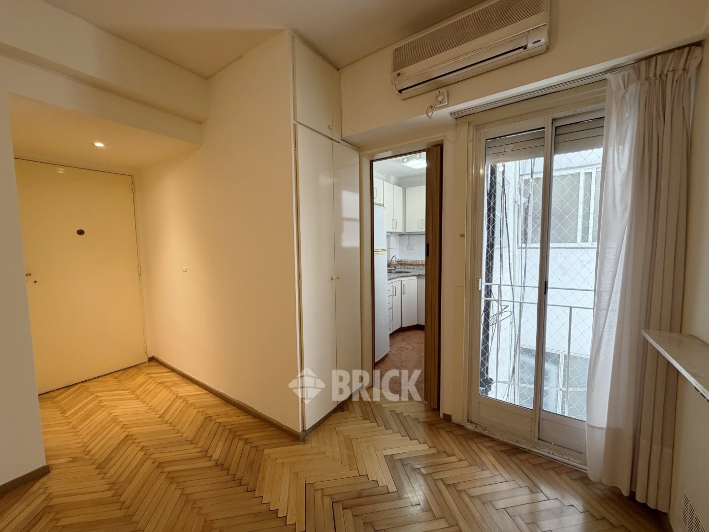 BILLINGHURST al 2300 Piso 5 4