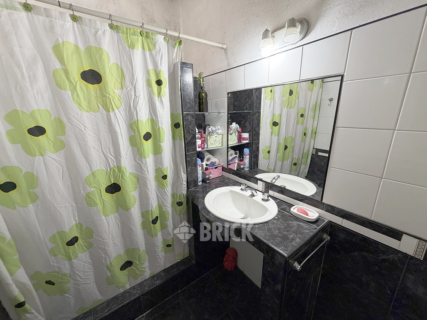 LOS ANDES al 1500 Piso PB 13