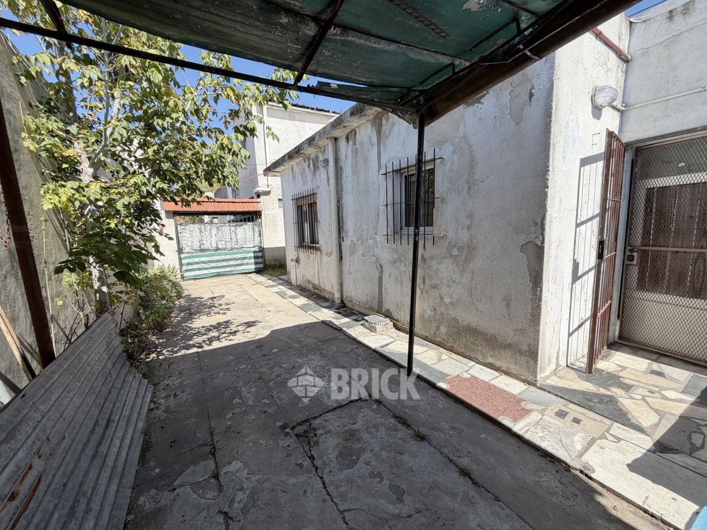 LOS ANDES al 1500 Piso PB 20