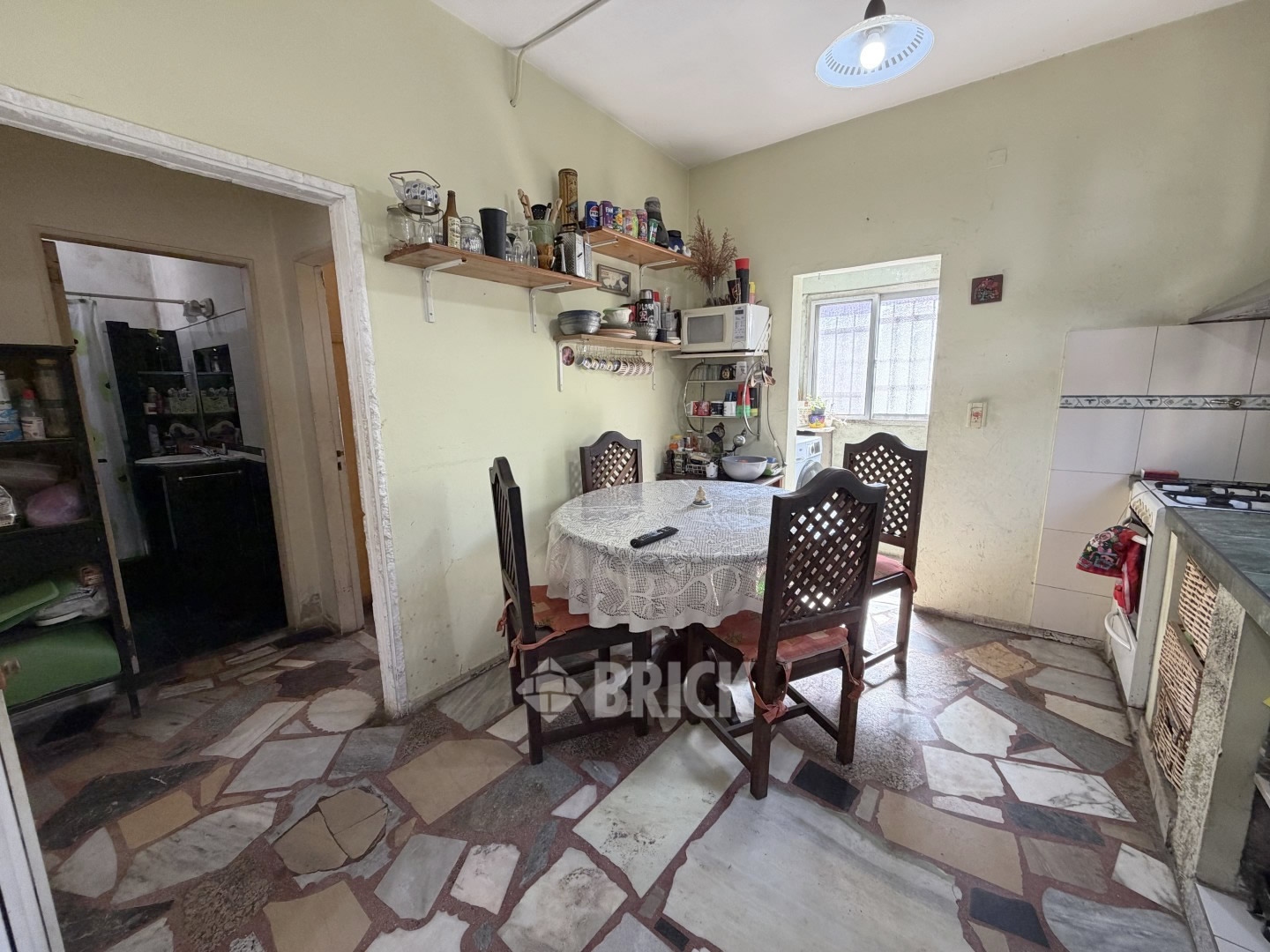 LOS ANDES al 1500 Piso PB 6