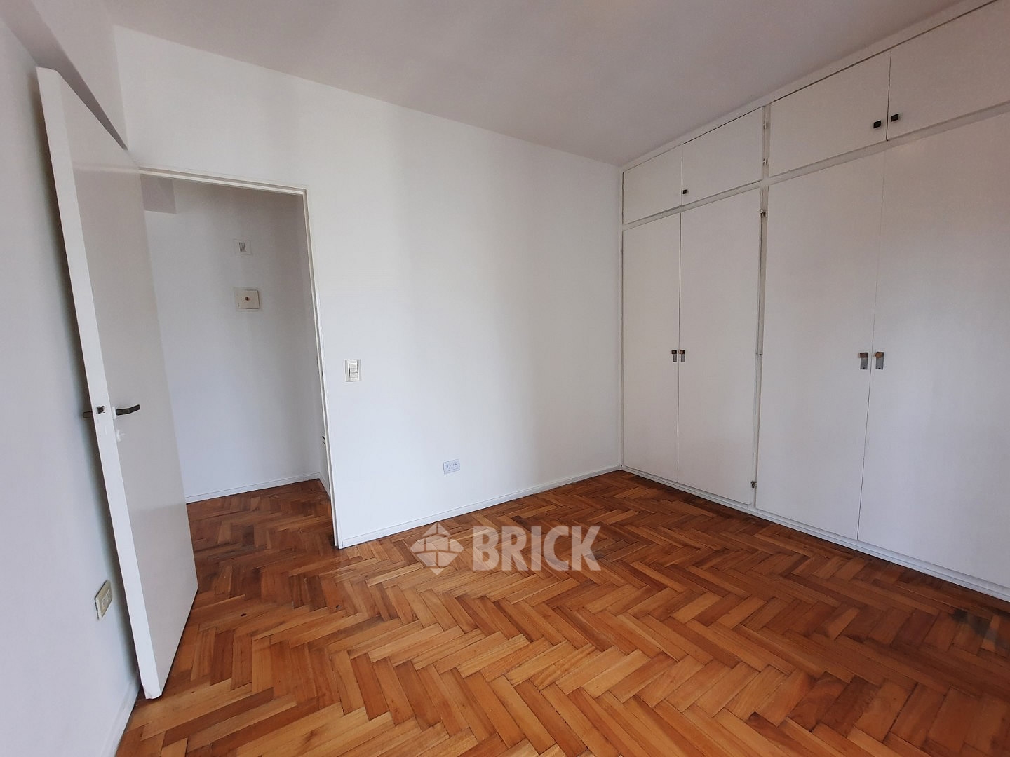 LARREA al 900 Piso 12 11