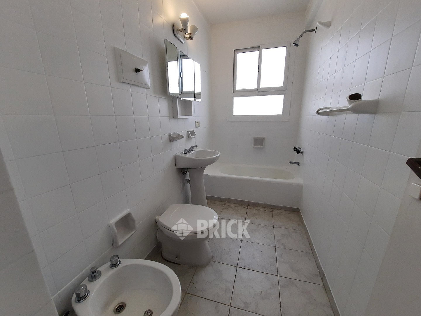 LARREA al 900 Piso 12 12