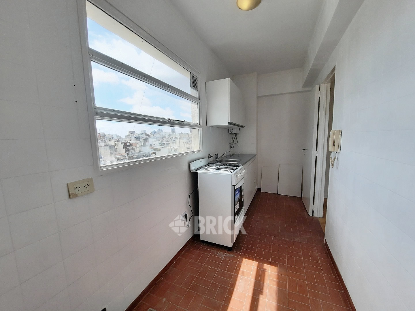 LARREA al 900 Piso 12 18