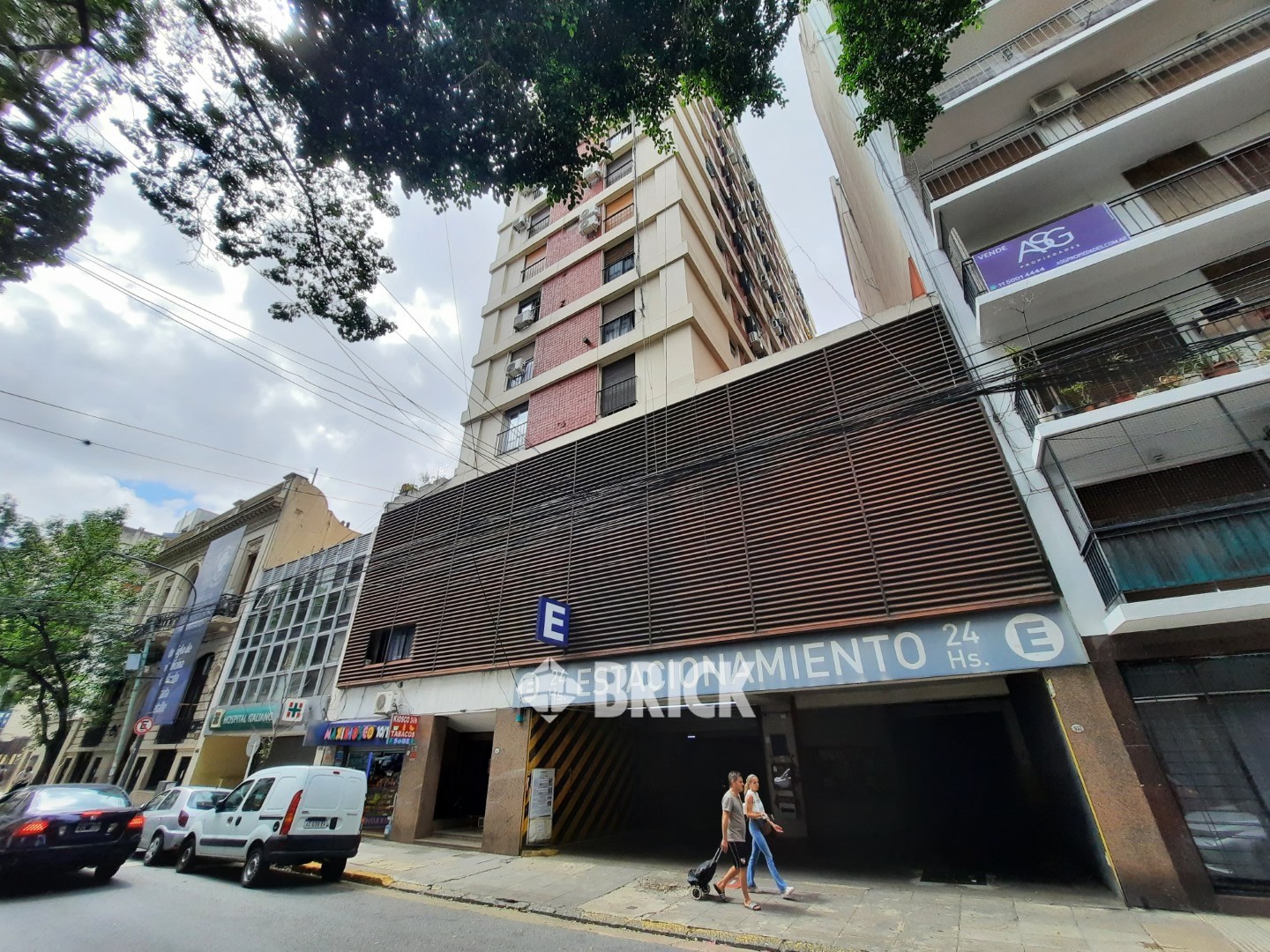 LARREA al 900 Piso 12 24