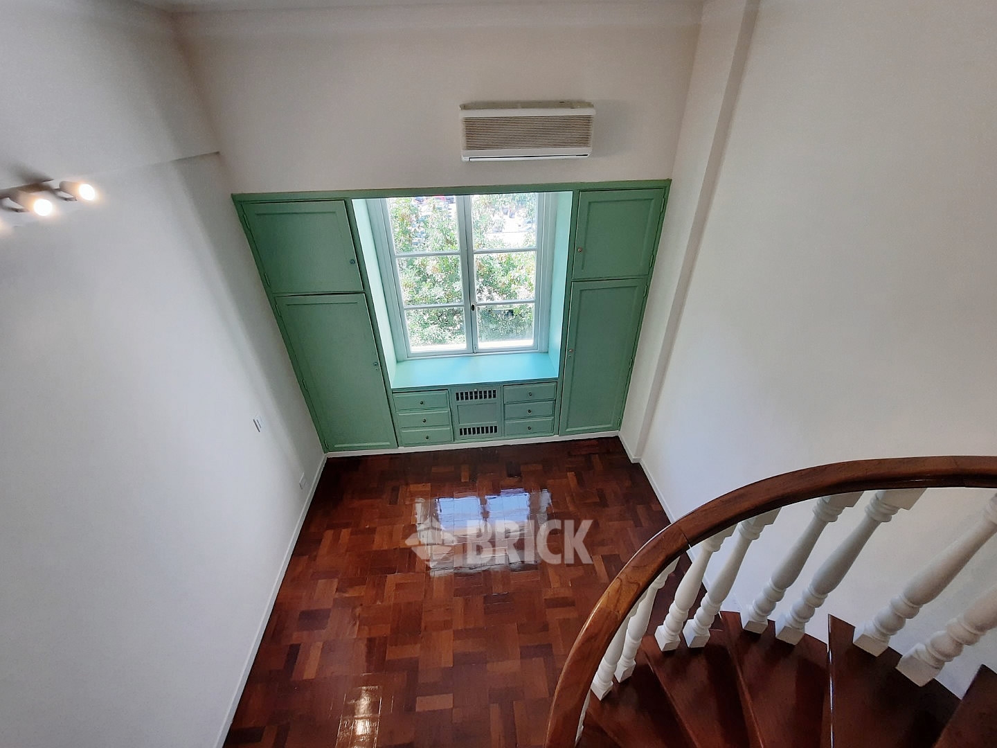 AZCUENAGA al 900 Piso 3 11