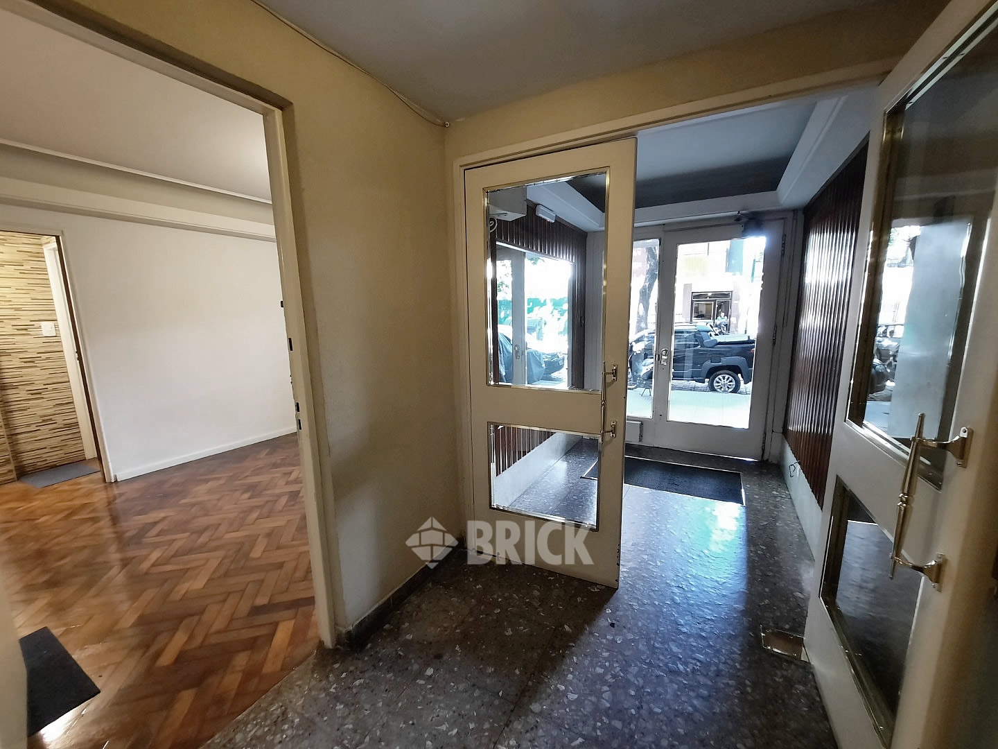 CESPEDES al 3400 Piso PB 21