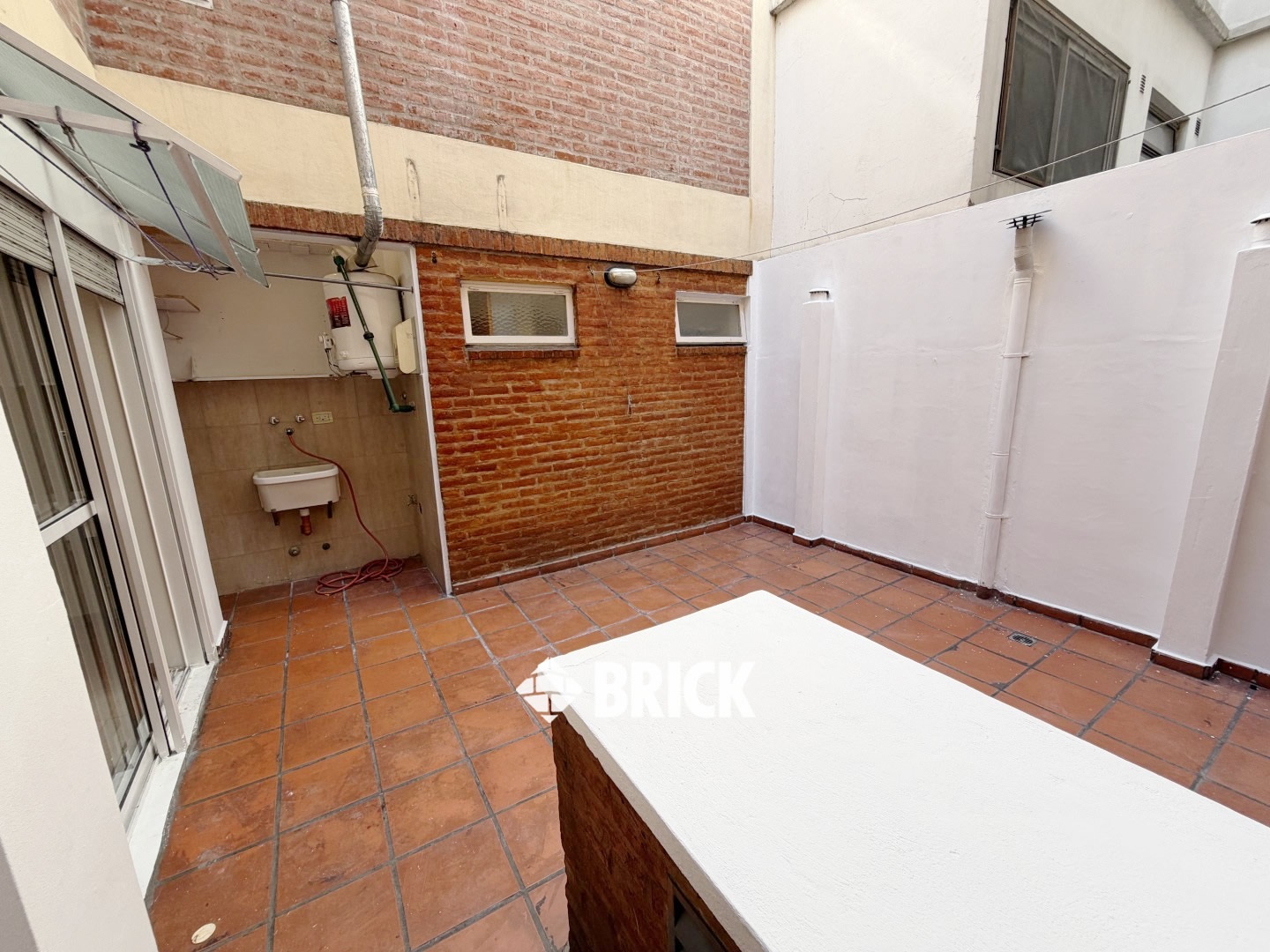 NEWBERY, JORGE, AV. al 3900 Piso 2 15