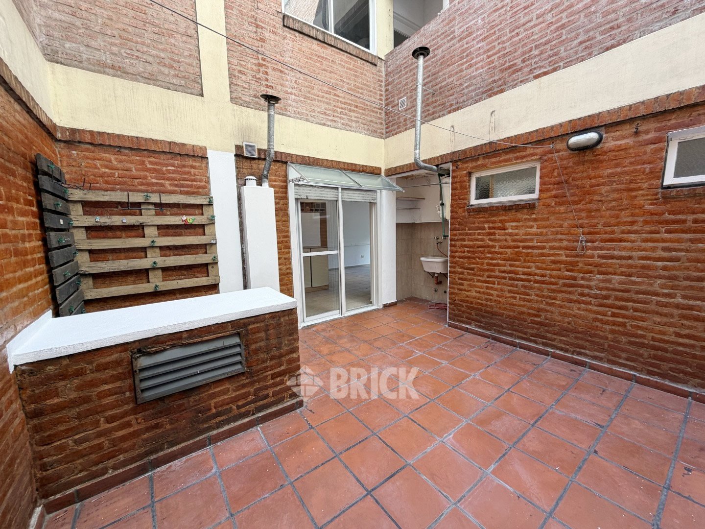 NEWBERY, JORGE, AV. al 3900 Piso 2 16