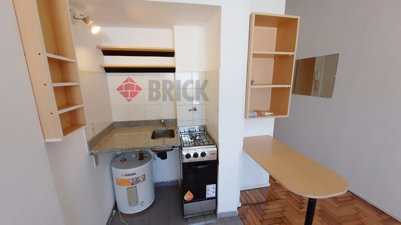 CORRIENTES, AV. al 2300 Piso 13 7